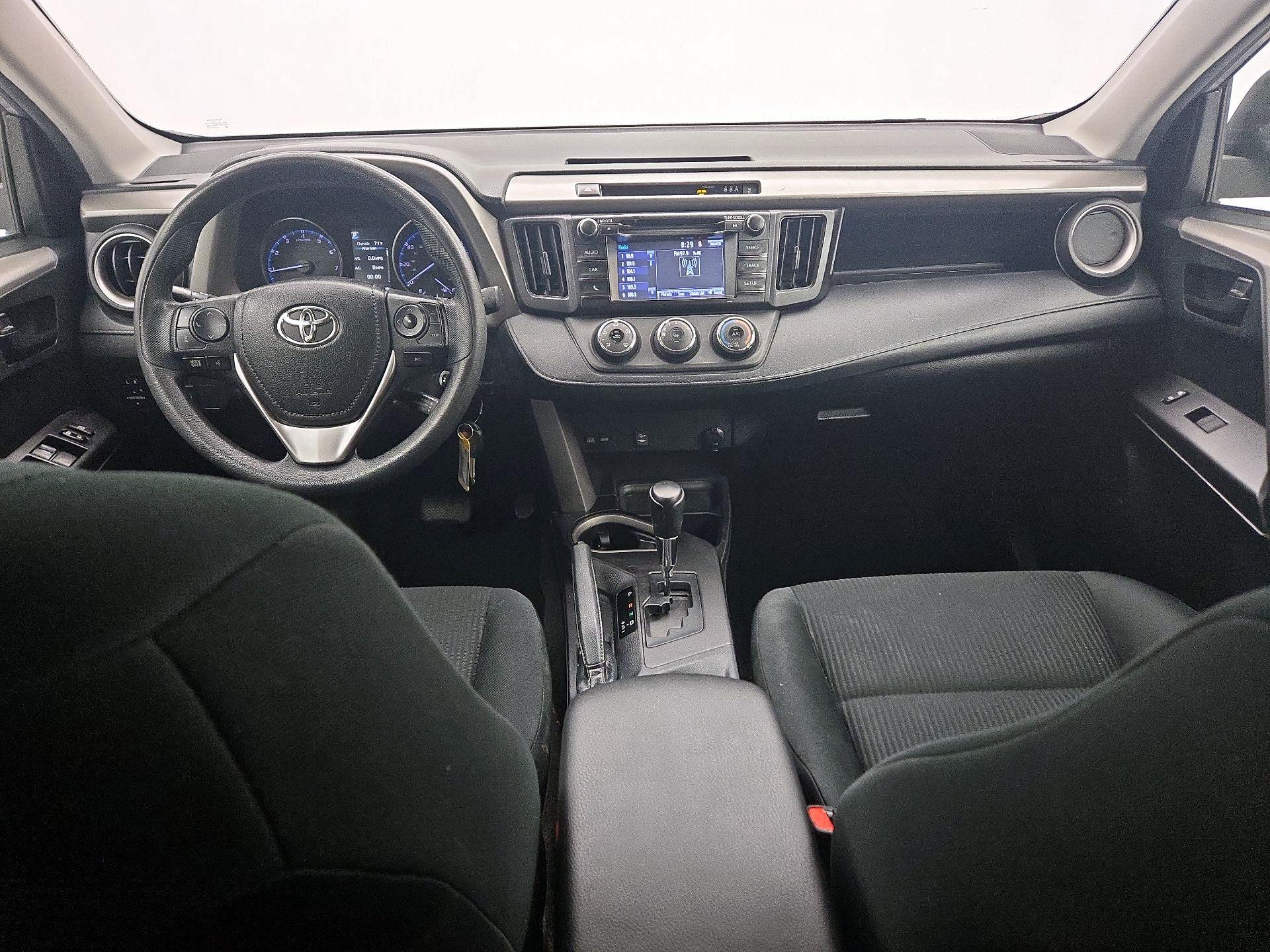 Thumbnail: 2018 Toyota RAV4 - 9