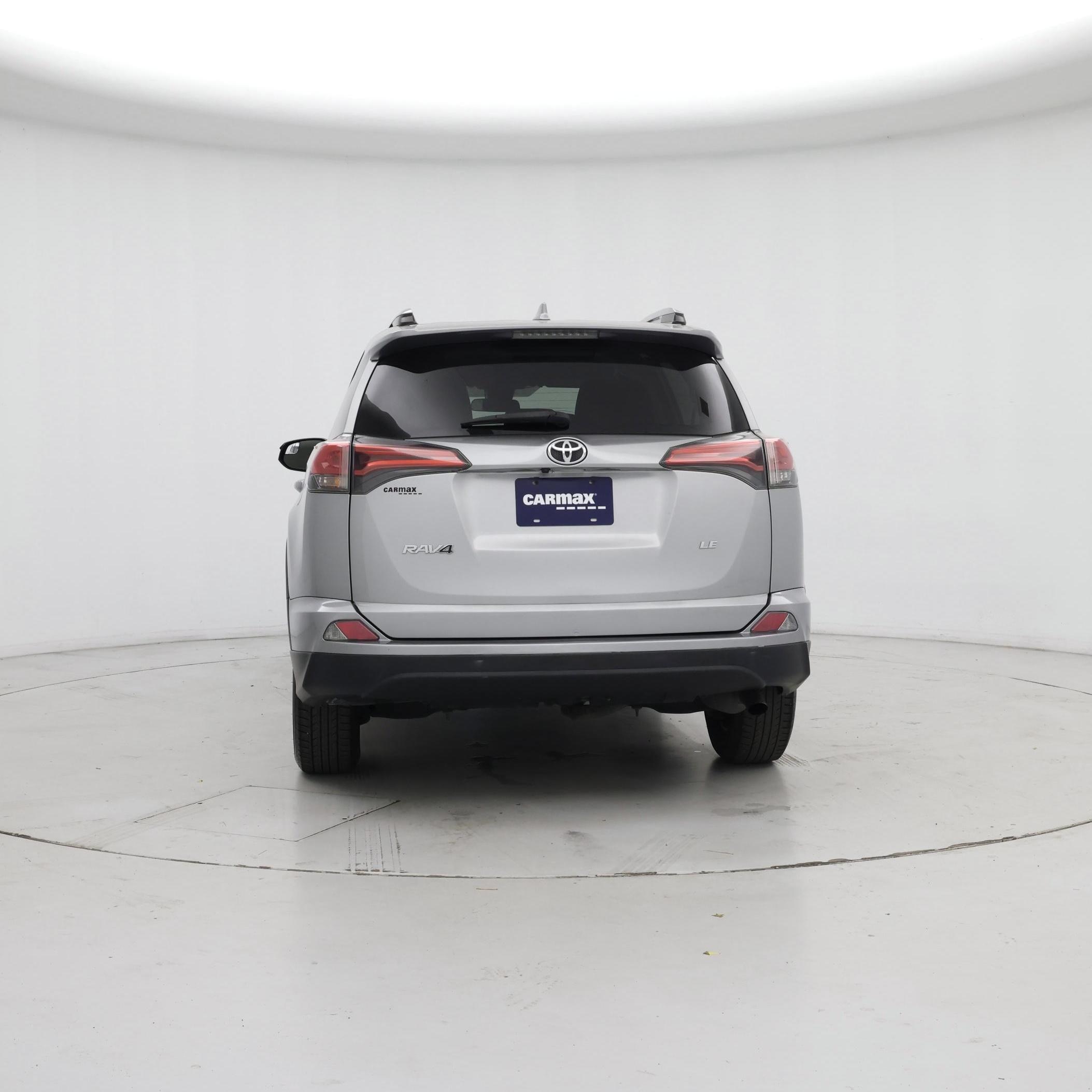 Thumbnail: 2018 Toyota RAV4 - 6