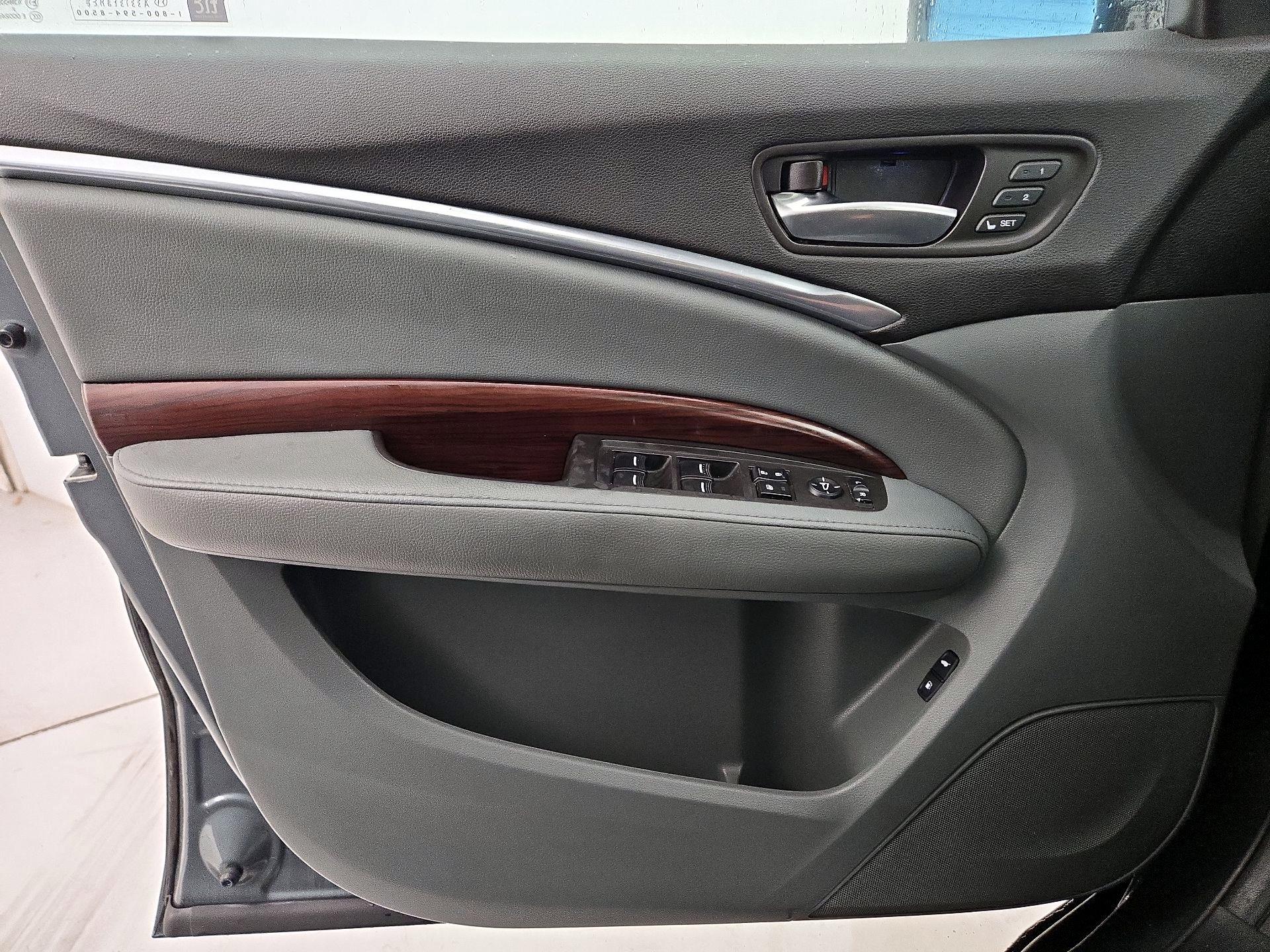 Thumbnail: 2015 Acura MDX - 12