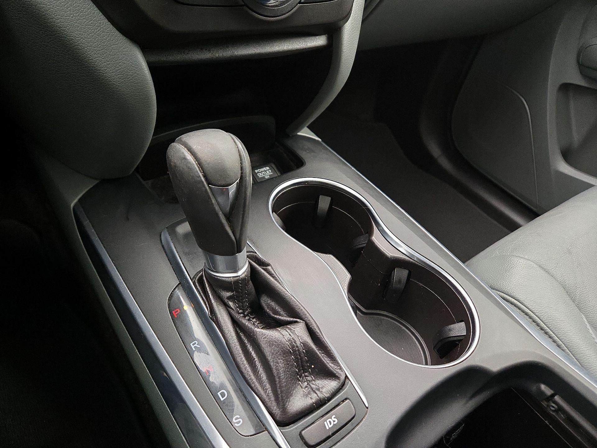 Thumbnail: 2015 Acura MDX - 17