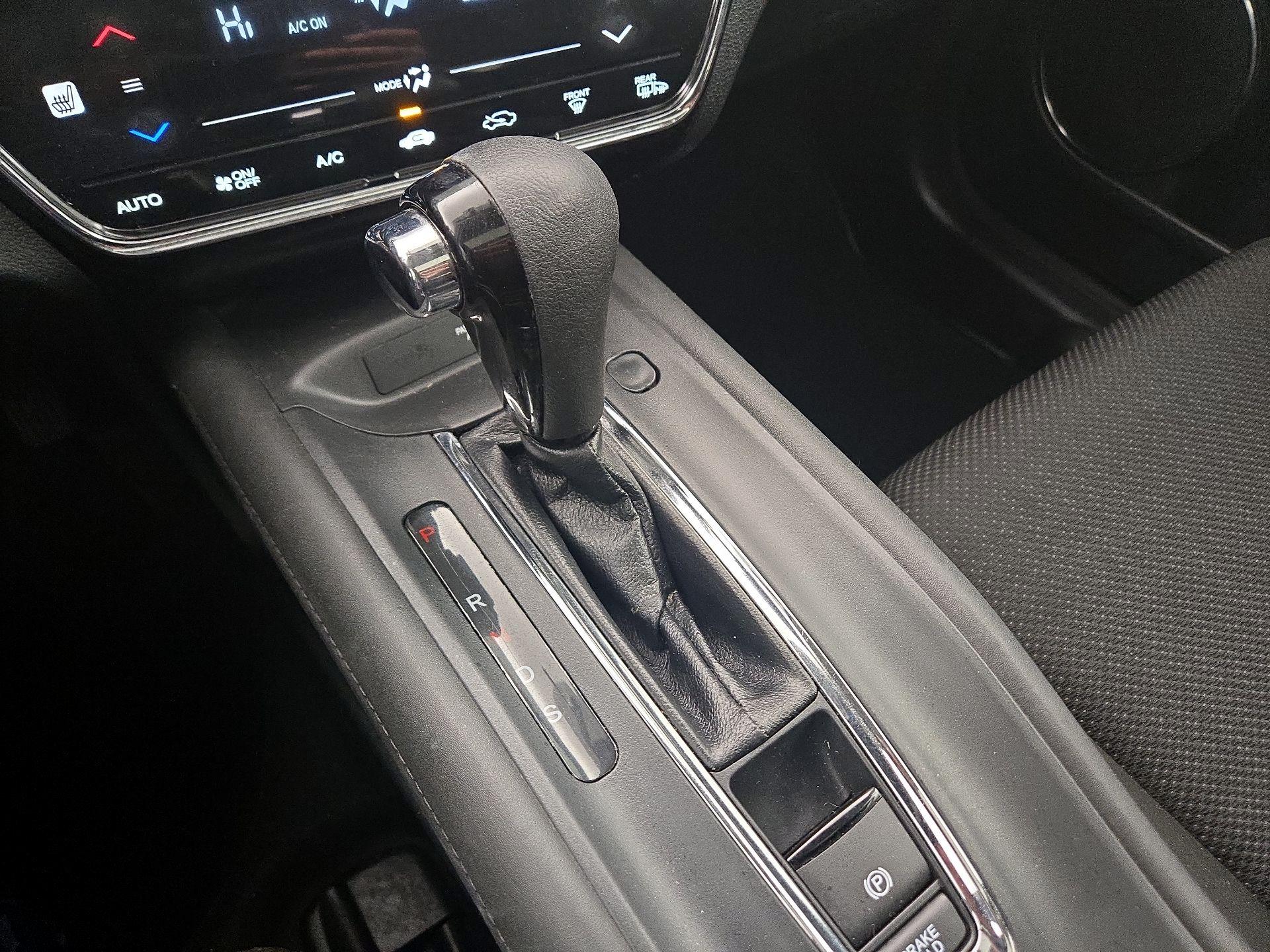 Thumbnail: 2017 Honda HR-V - 17