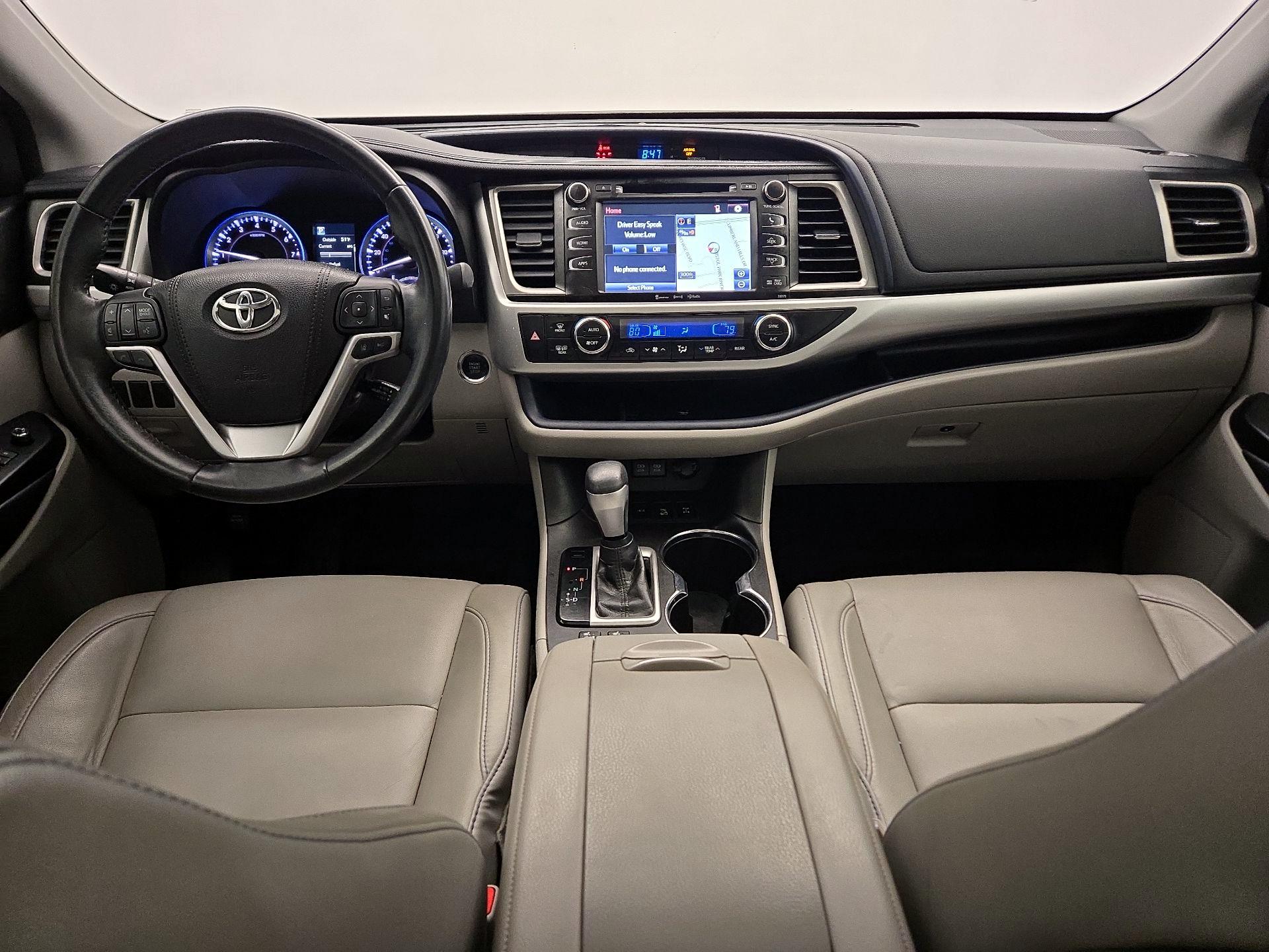 Thumbnail: 2018 Toyota Highlander - 9