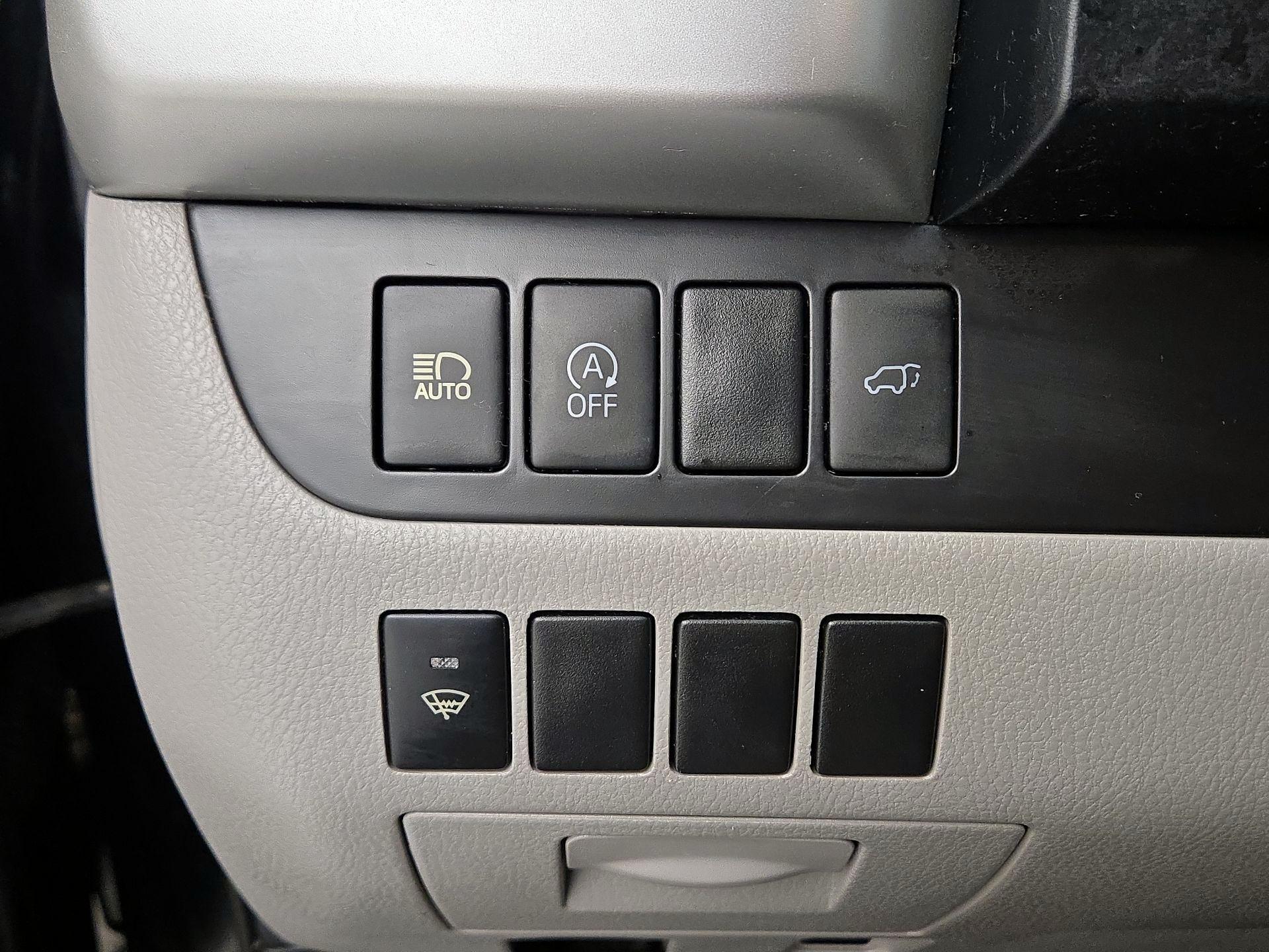 Thumbnail: 2018 Toyota Highlander - 13