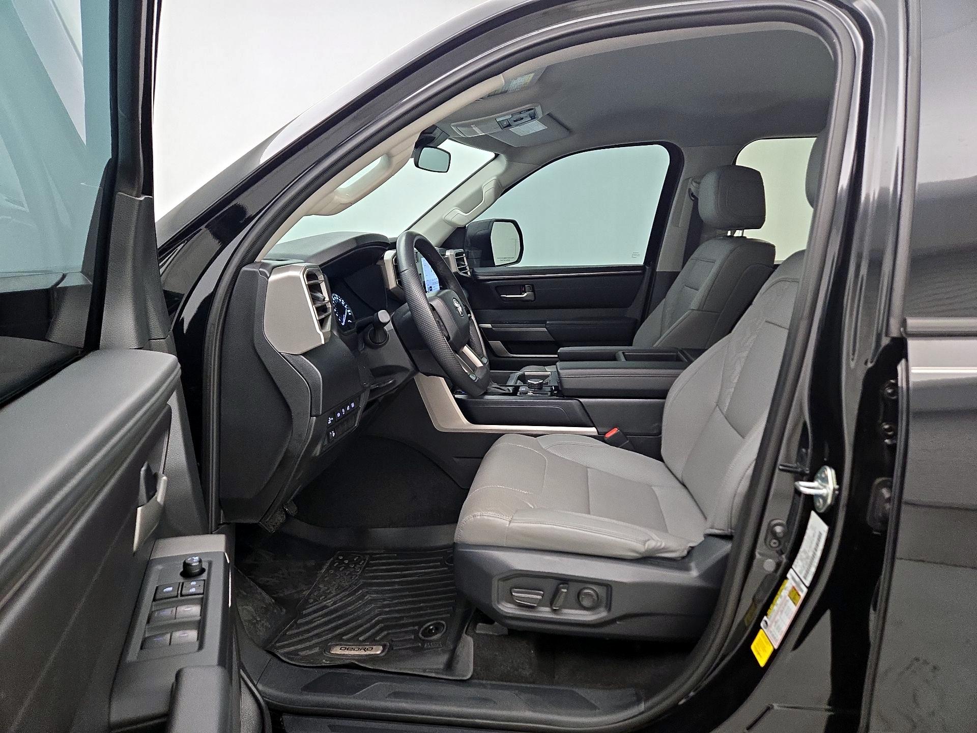 Thumbnail: 2024 Toyota Tundra - 11