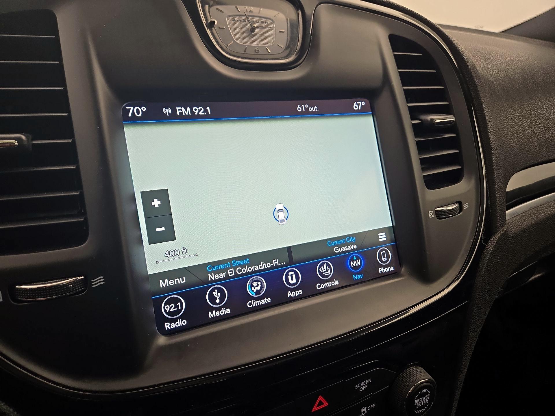 Thumbnail: 2018 Chrysler 300 - 14