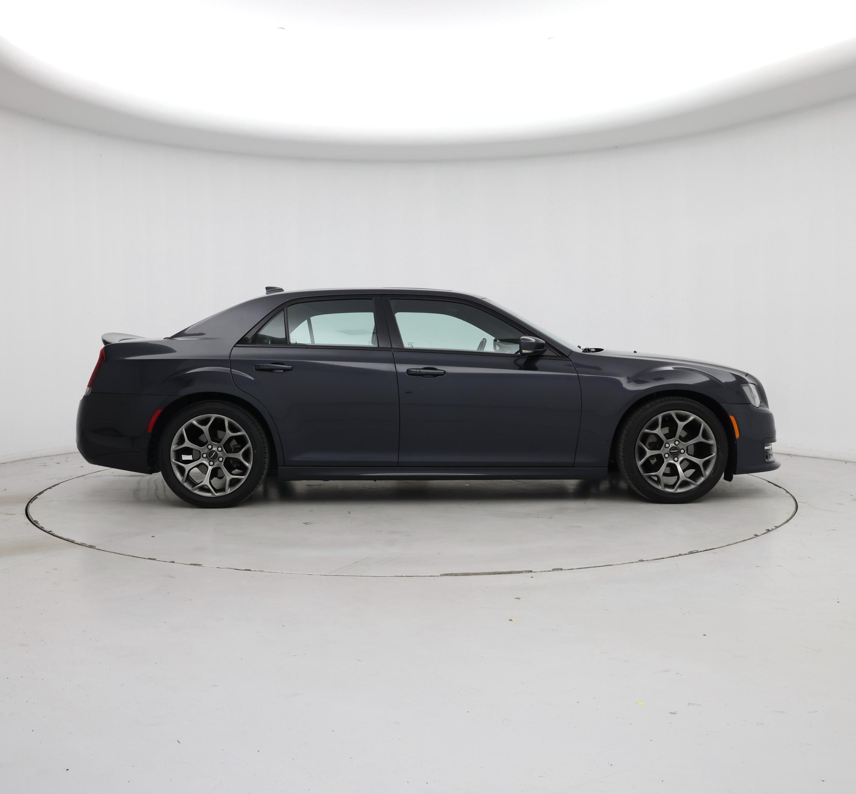 Thumbnail: 2018 Chrysler 300 - 7