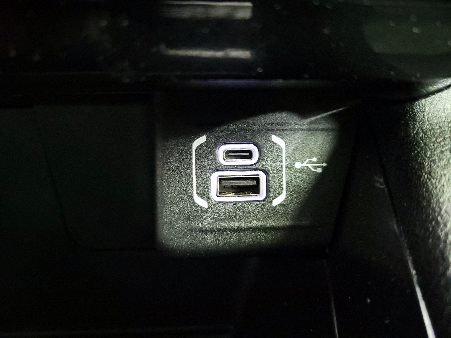 Thumbnail: 2022 Jeep Compass - 18