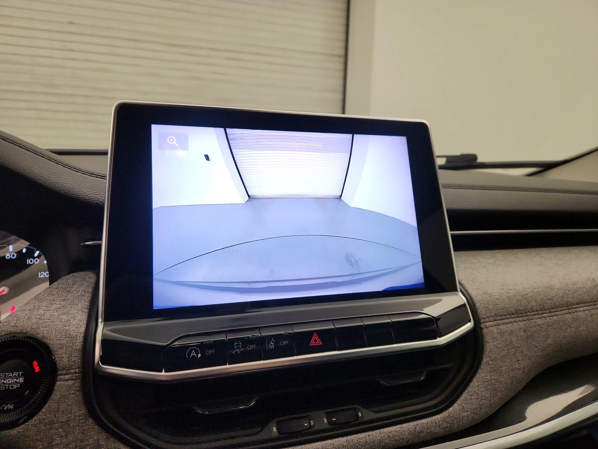 Thumbnail: 2022 Jeep Compass - 14