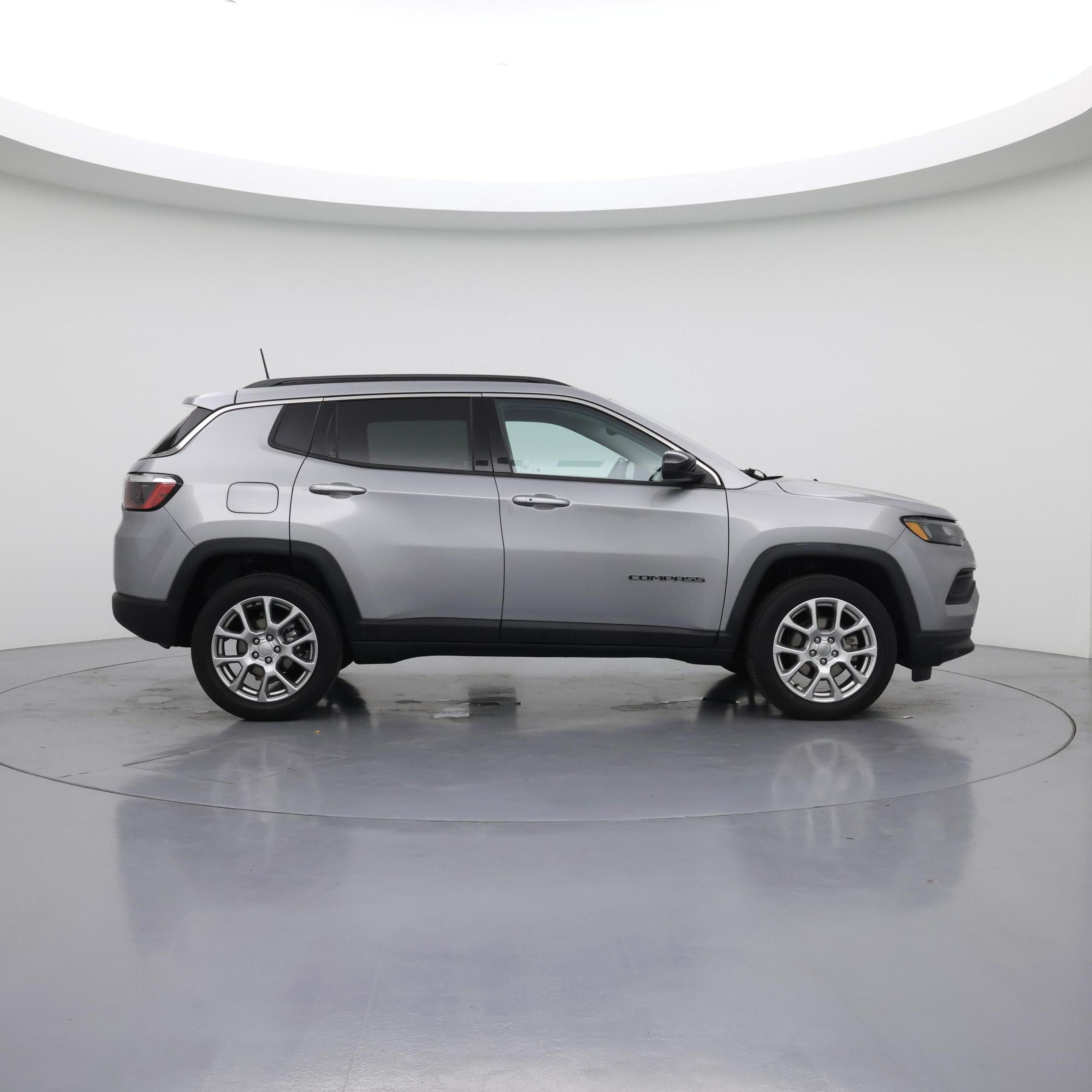 Thumbnail: 2022 Jeep Compass - 7