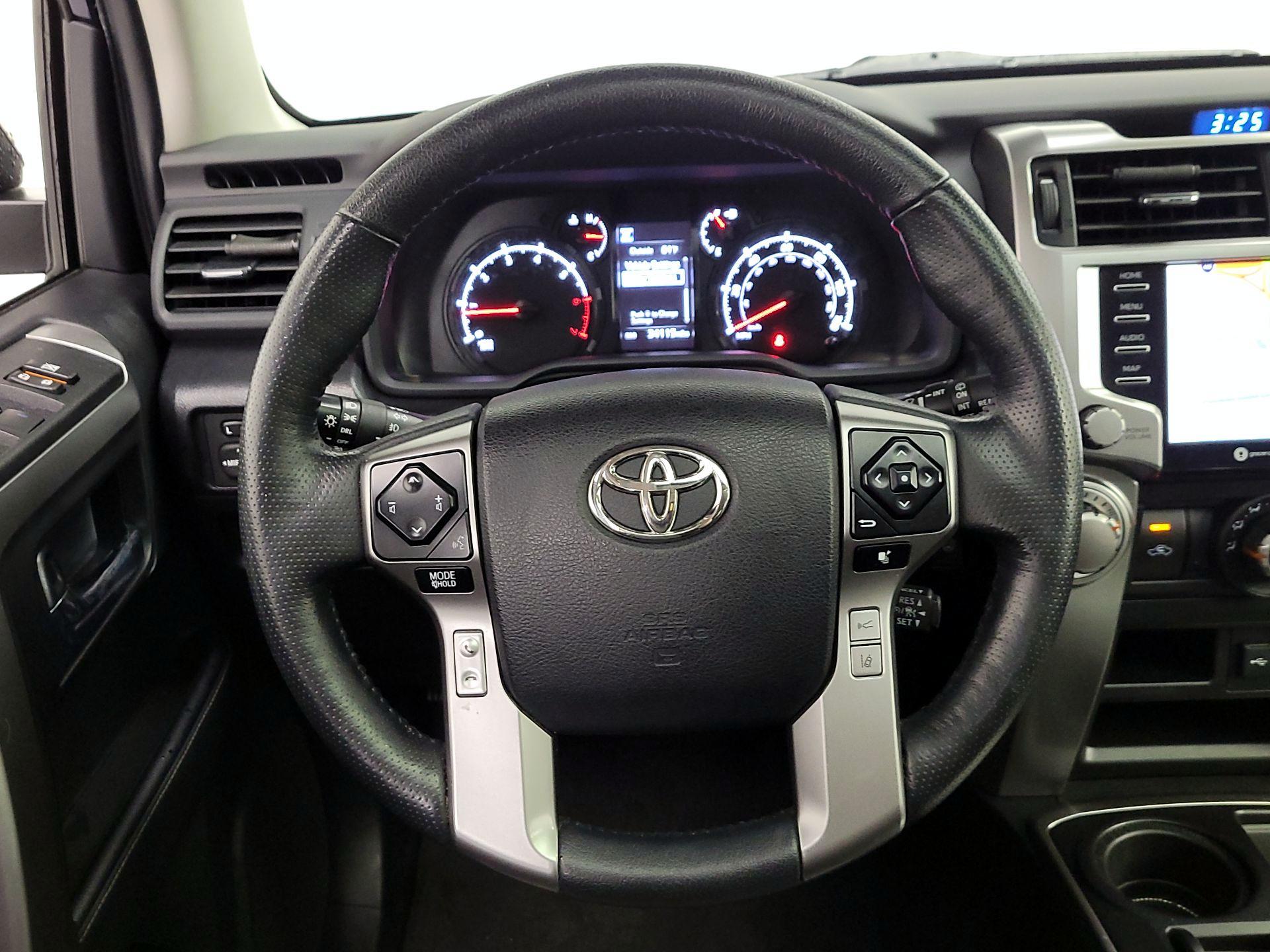 Thumbnail: 2023 Toyota 4Runner - 10