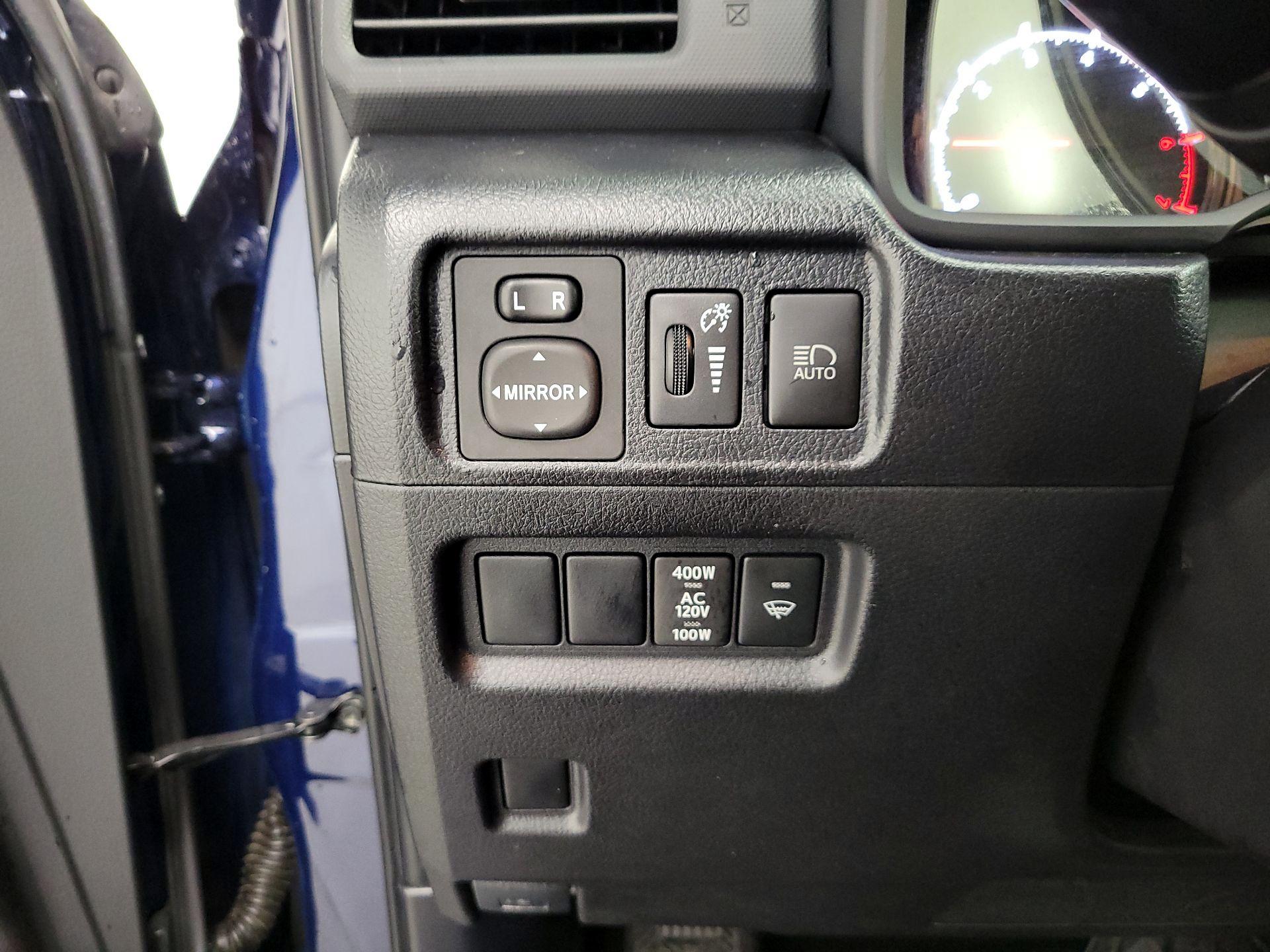 Thumbnail: 2023 Toyota 4Runner - 13