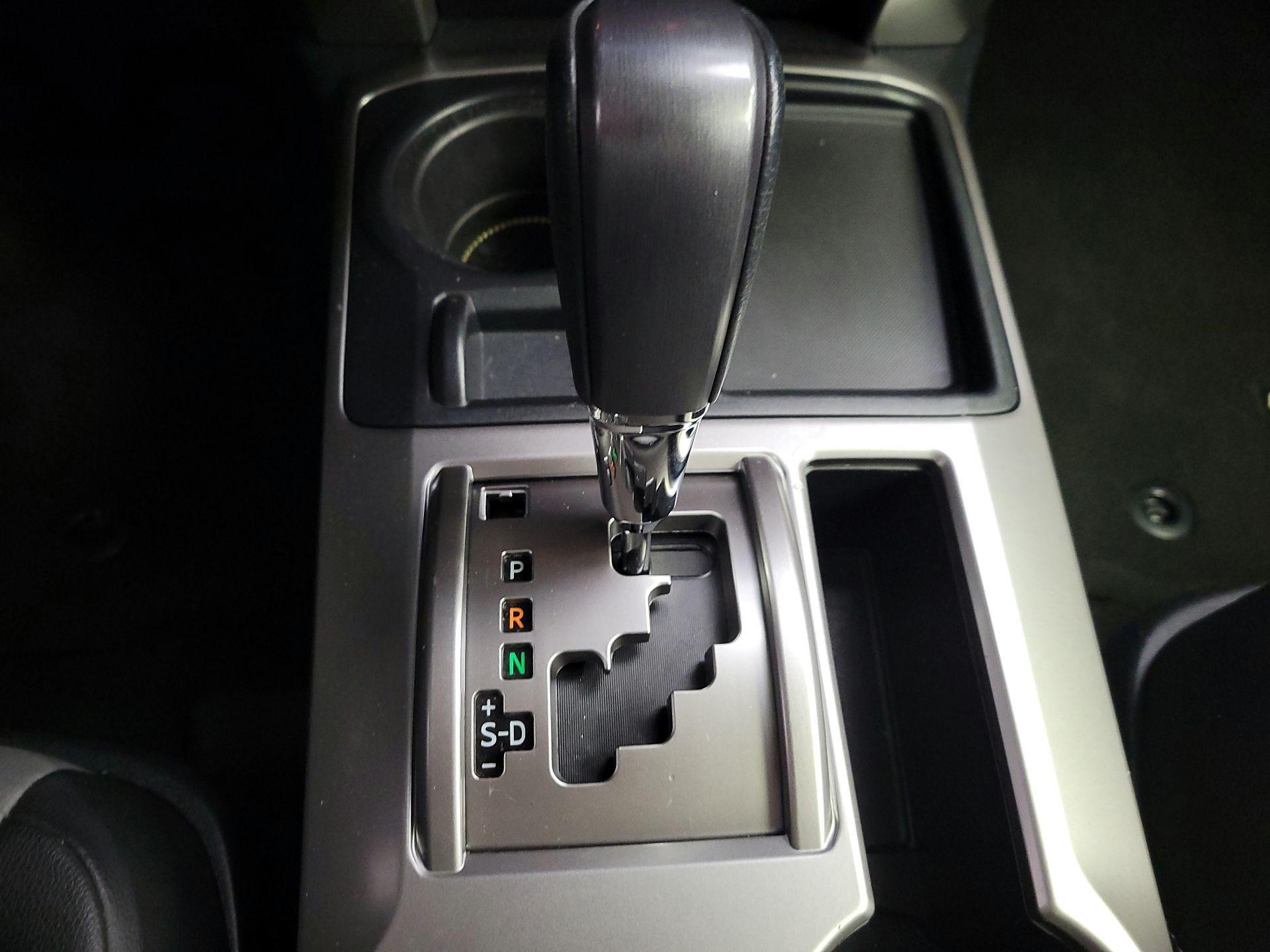 Thumbnail: 2023 Toyota 4Runner - 18