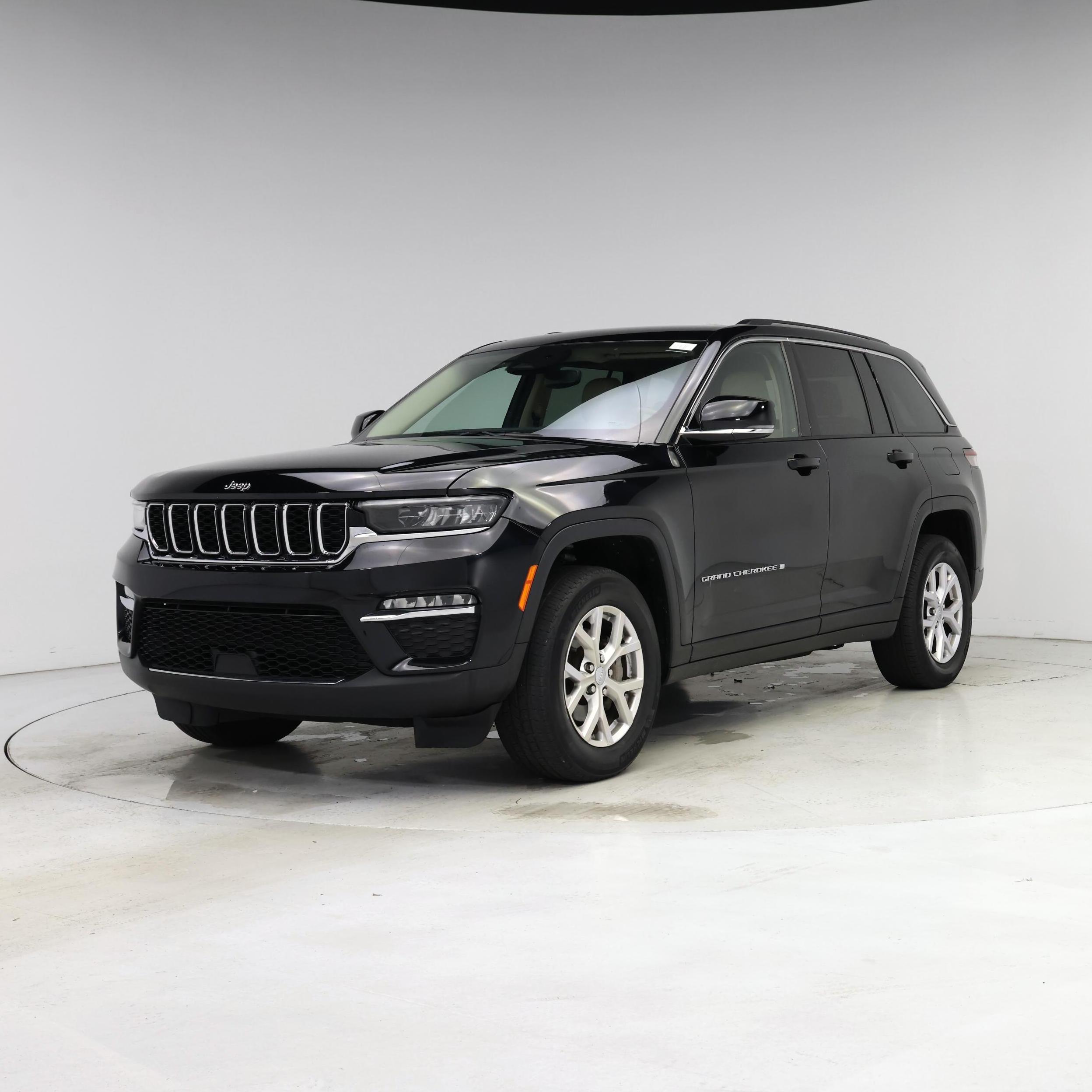 Thumbnail: 2022 Jeep Grand Cherokee - 4