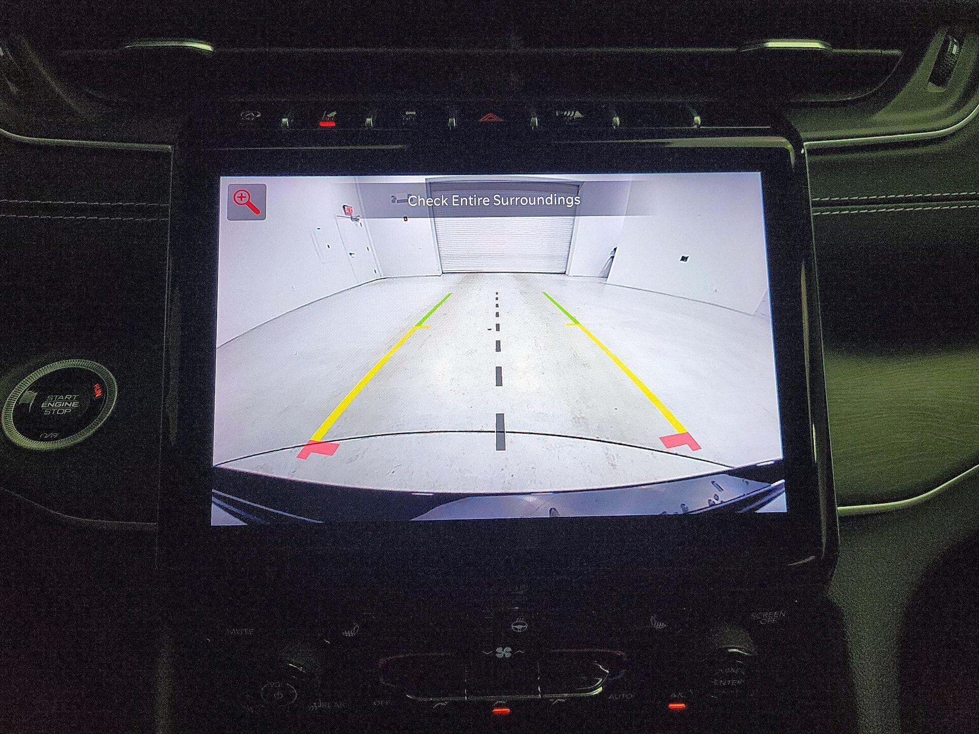 Thumbnail: 2022 Jeep Grand Cherokee - 15