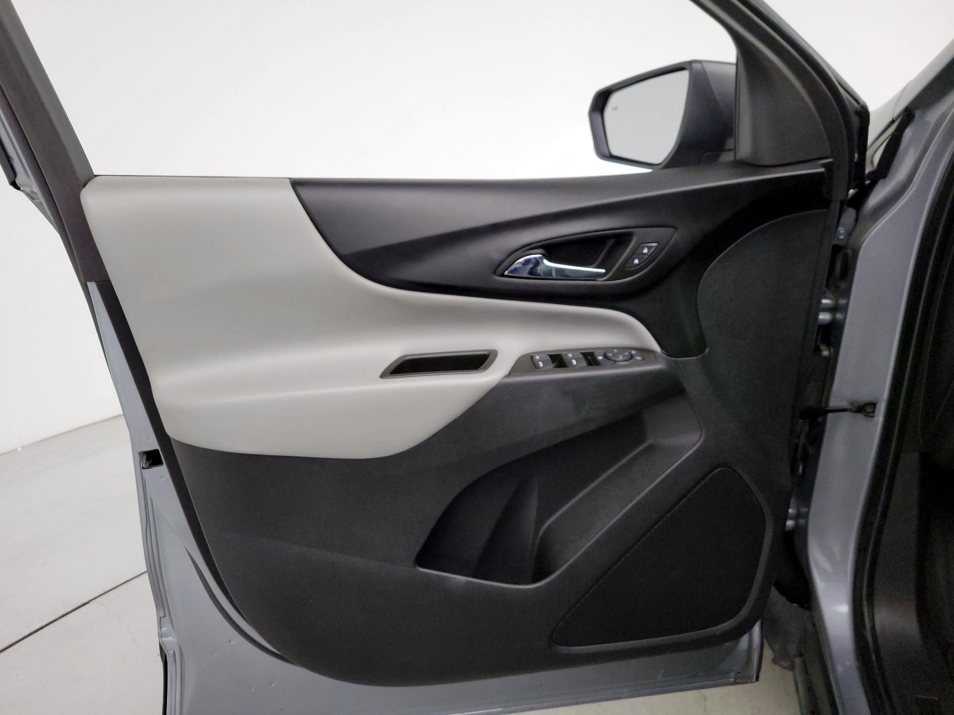 Thumbnail: 2023 Chevrolet Equinox - 12