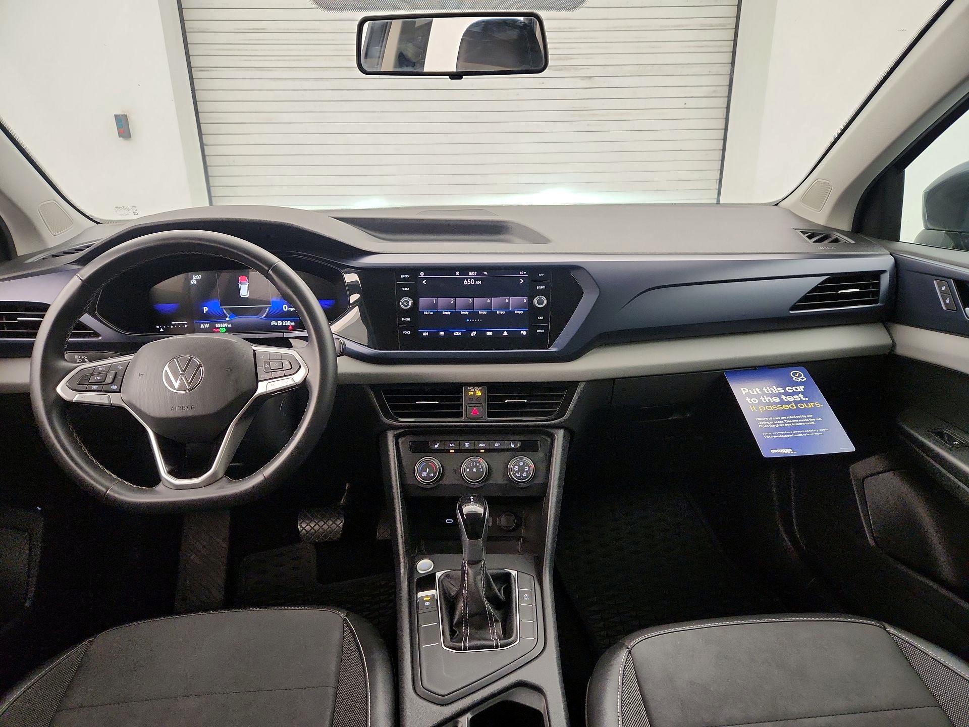 Thumbnail: 2022 Volkswagen Taos - 9