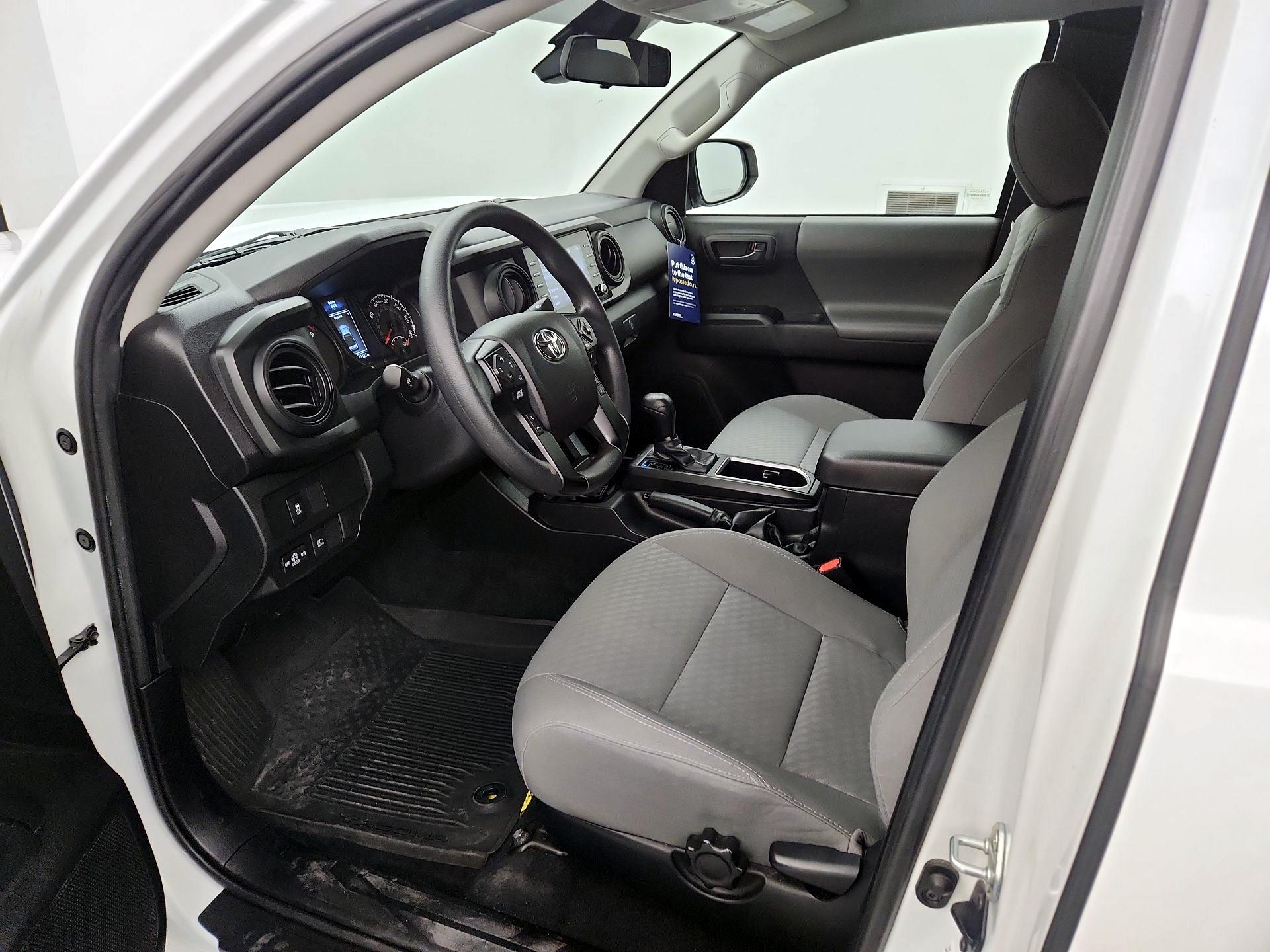 Thumbnail: 2022 Toyota Tacoma - 11