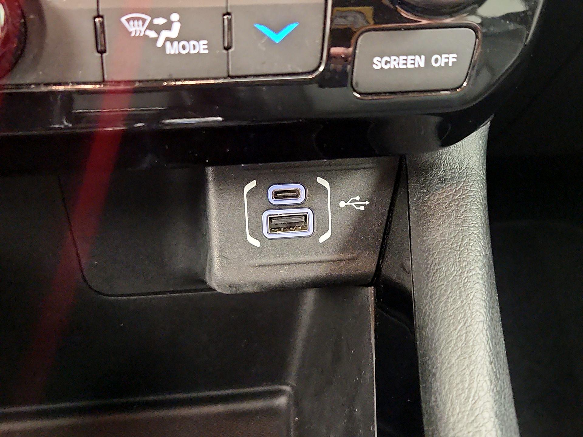 Thumbnail: 2022 Jeep Compass - 18