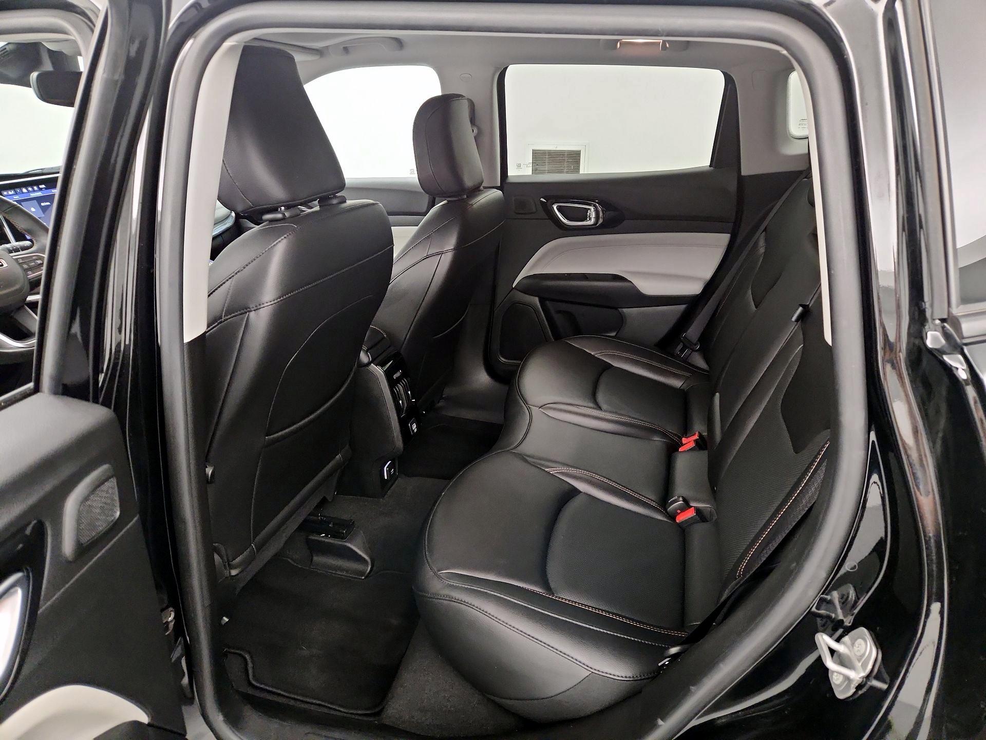 Thumbnail: 2022 Jeep Compass - 19