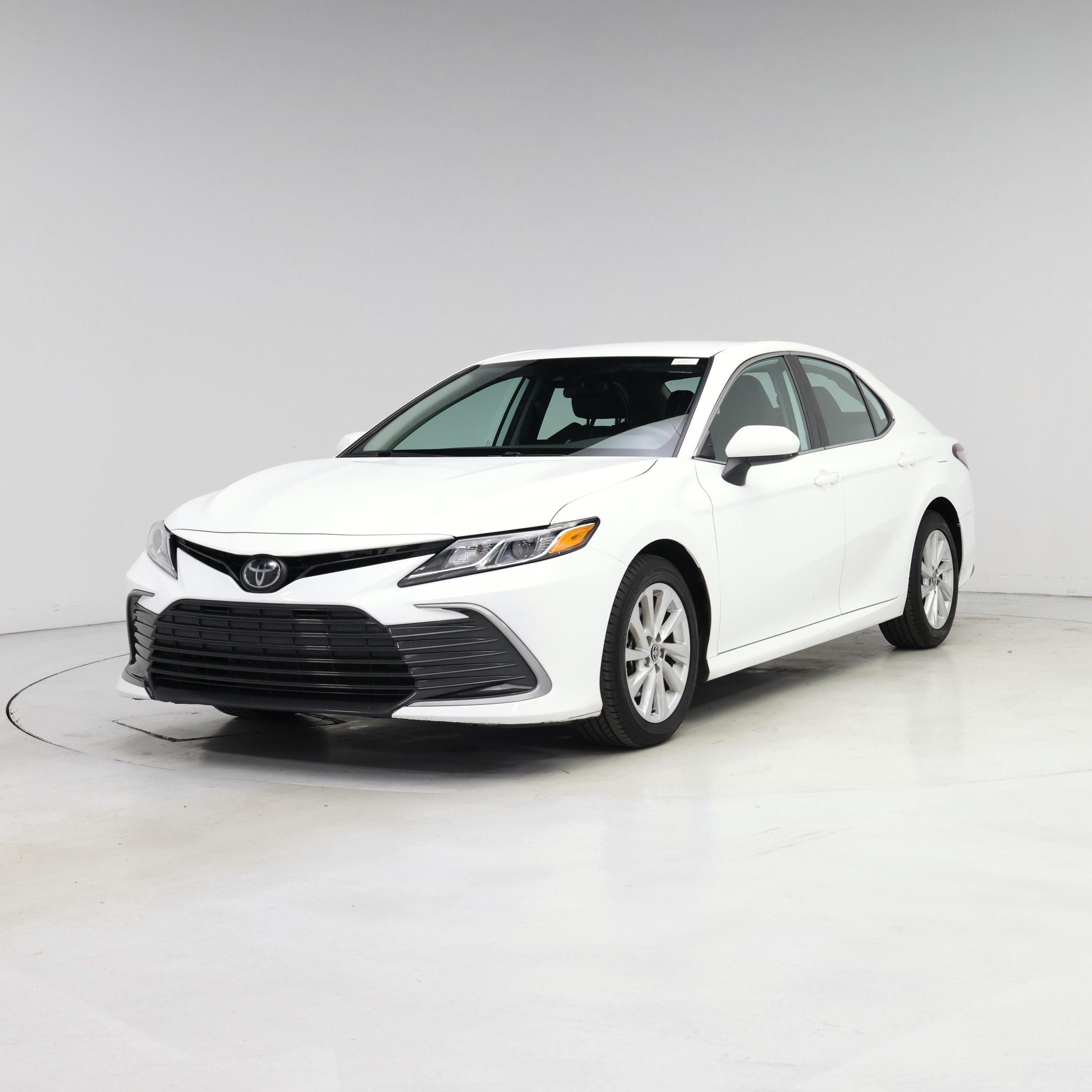 Thumbnail: 2022 Toyota Camry - 4