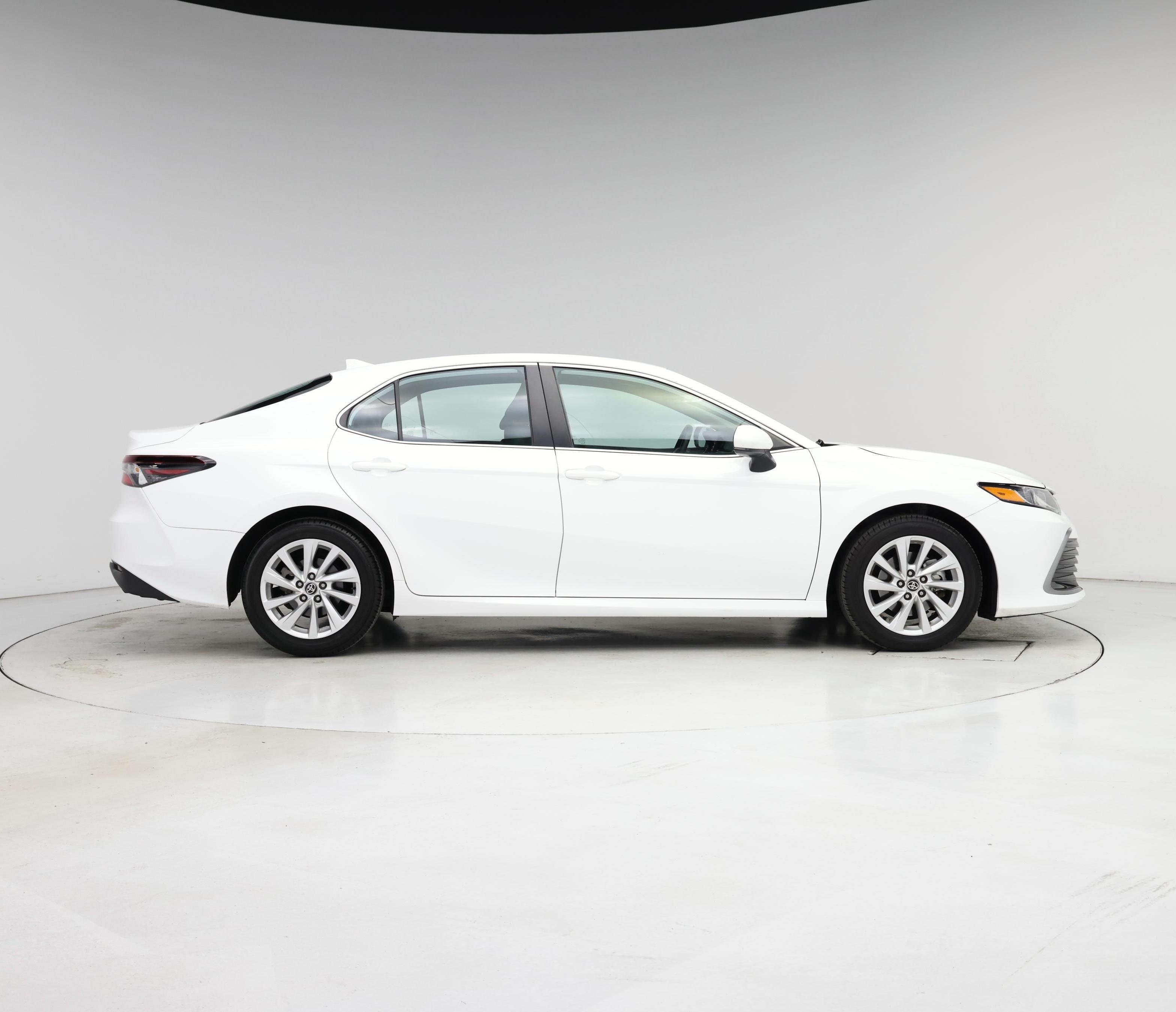 Thumbnail: 2022 Toyota Camry - 7