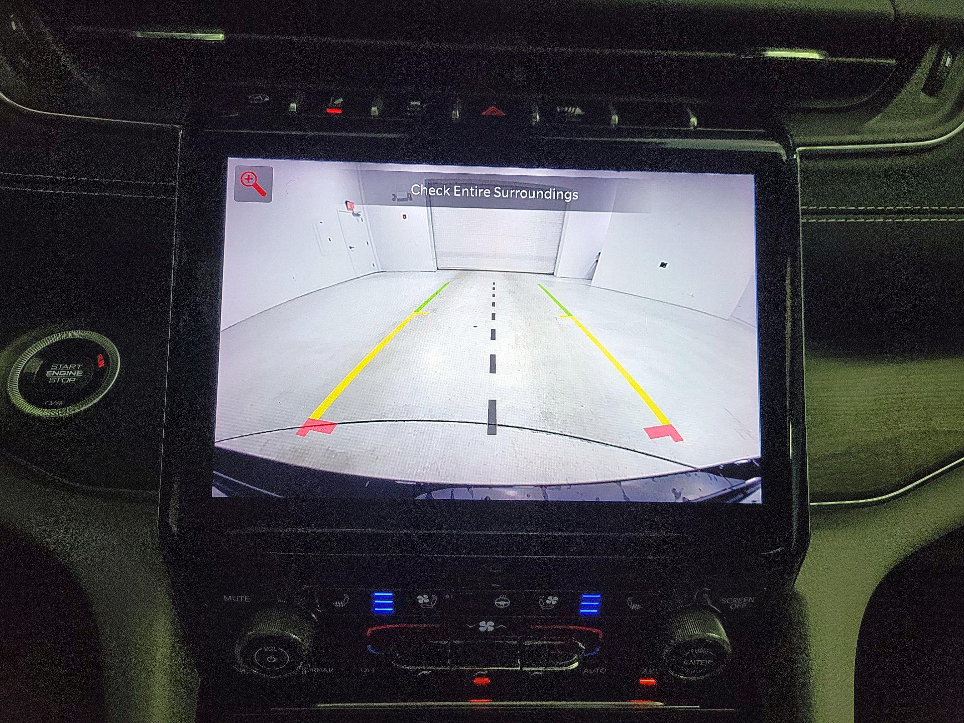 Thumbnail: 2022 Jeep Grand Cherokee - 15