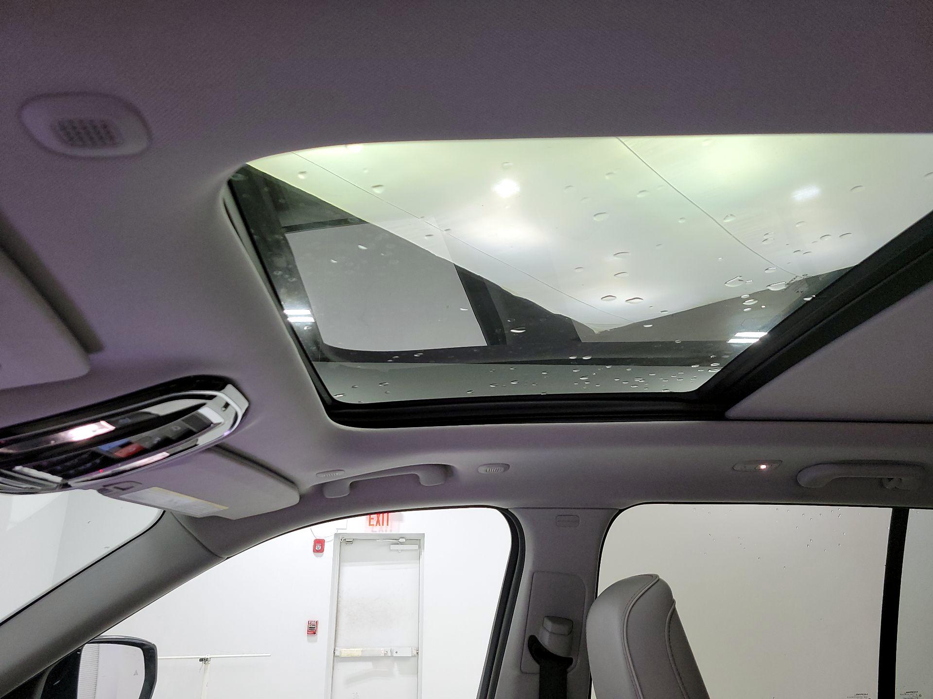 Thumbnail: 2022 Jeep Grand Cherokee - 20