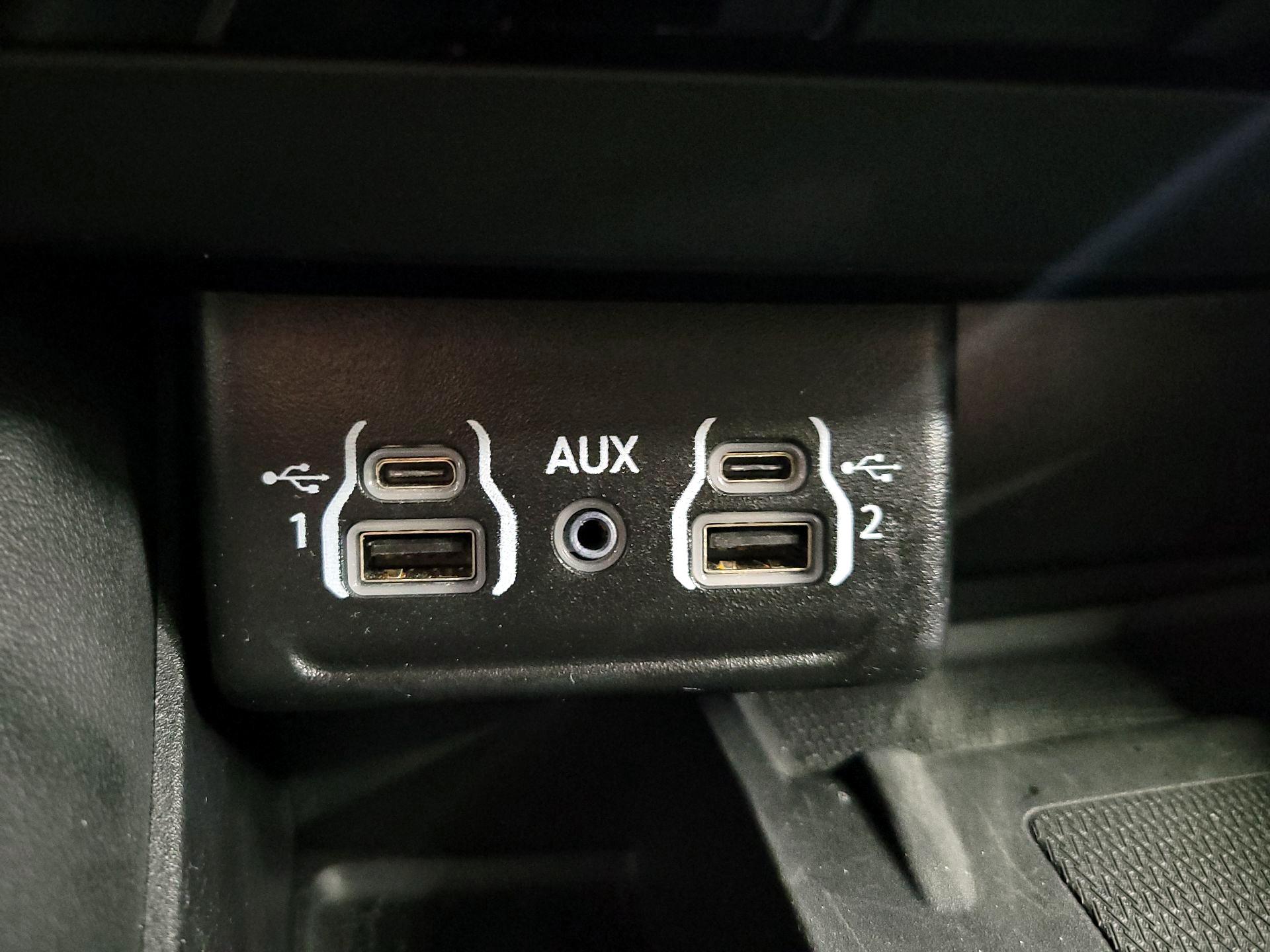 Thumbnail: 2022 Dodge Durango - 19