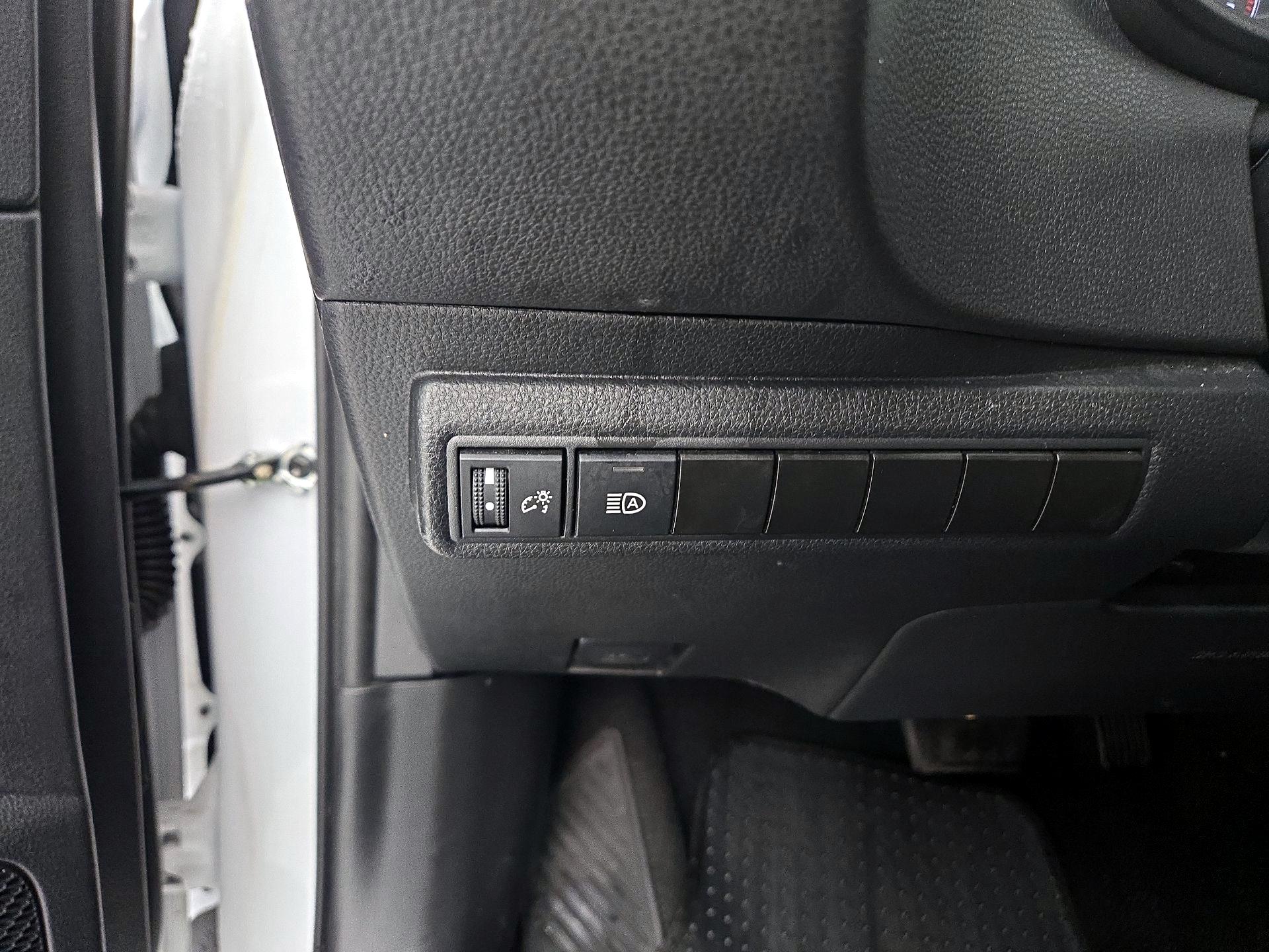 Thumbnail: 2024 Toyota Corolla - 13