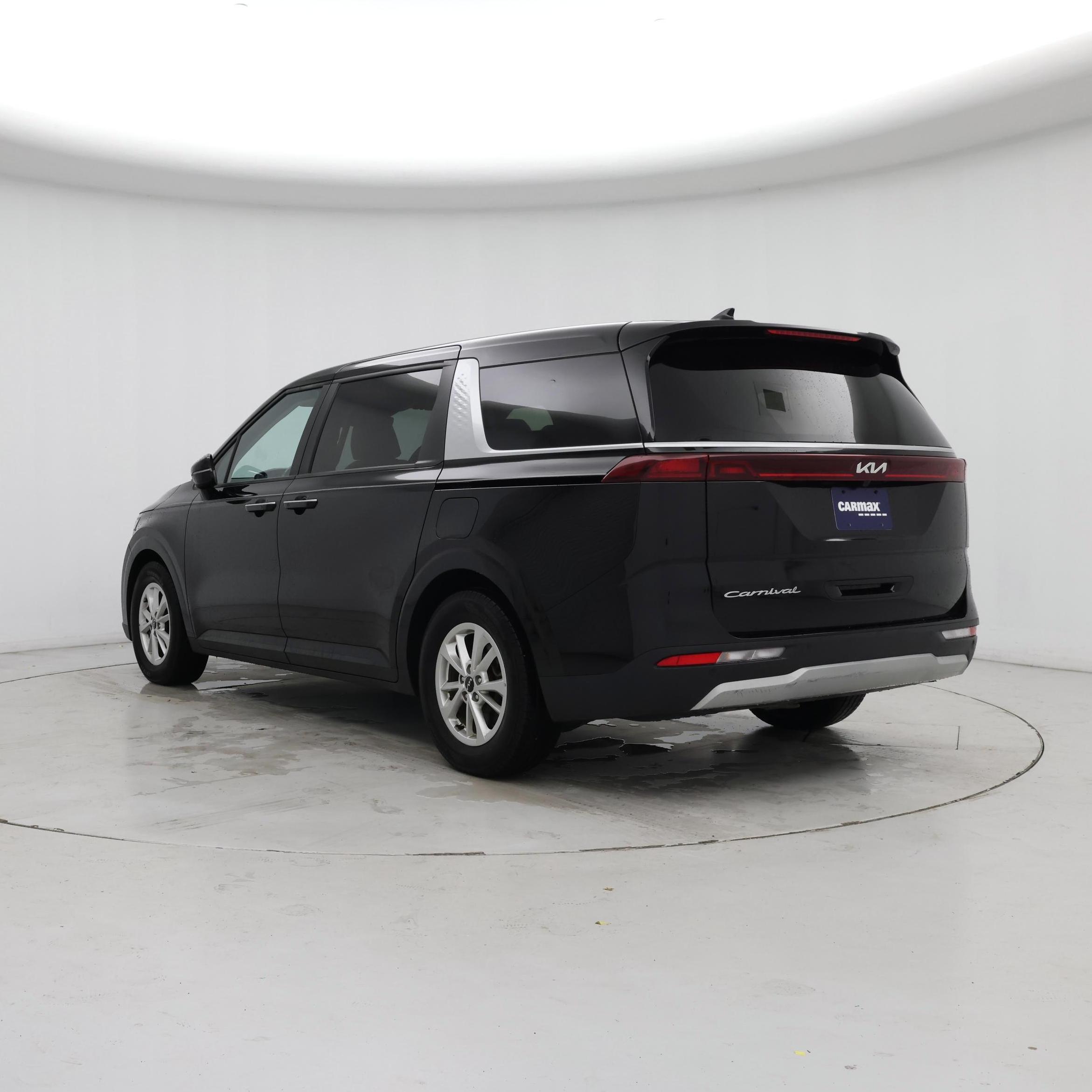 Thumbnail: 2022 Kia Carnival - 2