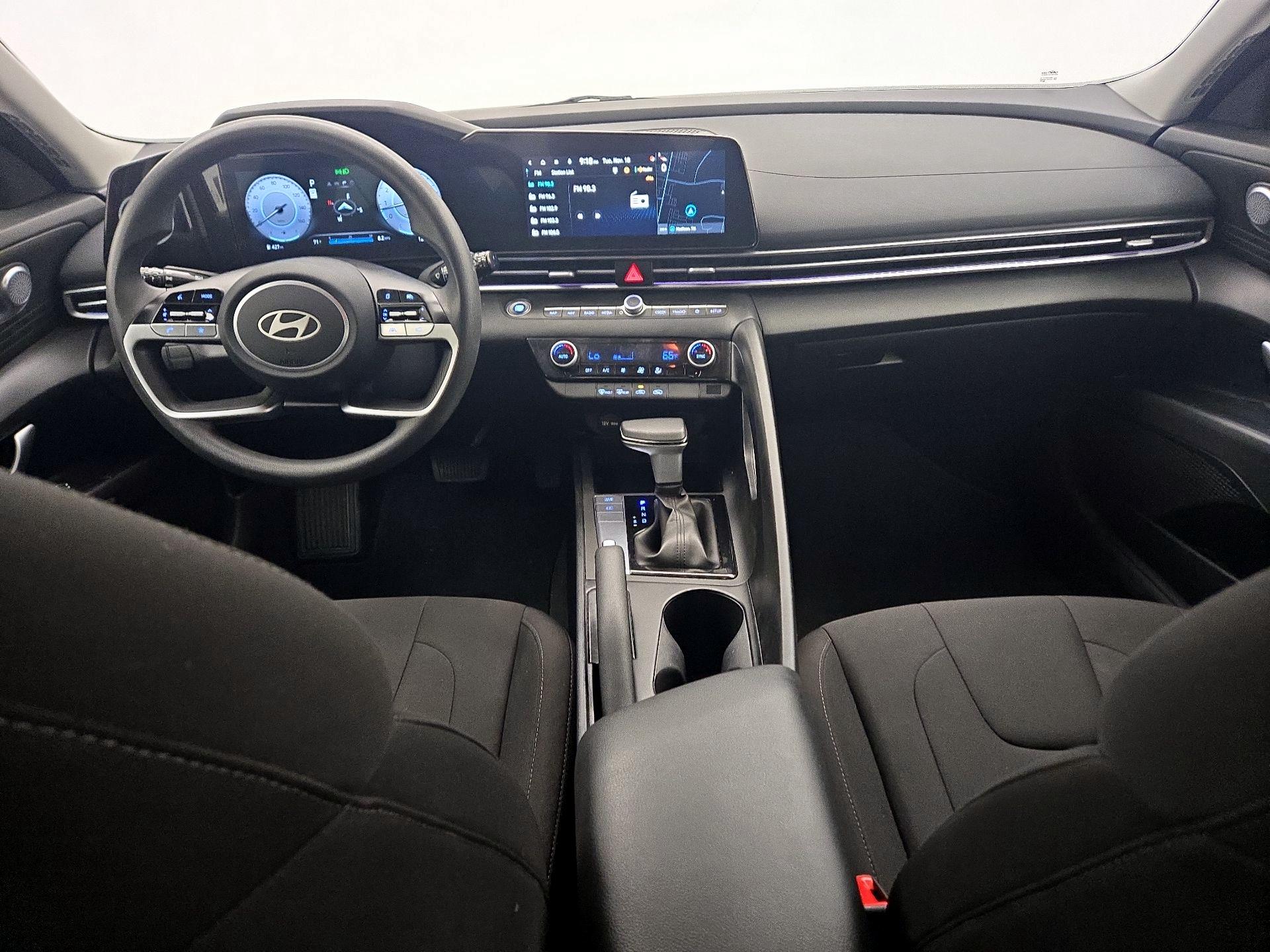 Thumbnail: 2024 Hyundai Elantra - 9