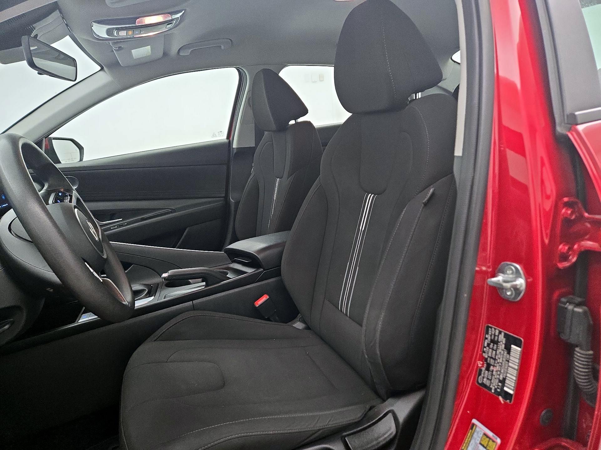 Thumbnail: 2024 Hyundai Elantra - 11