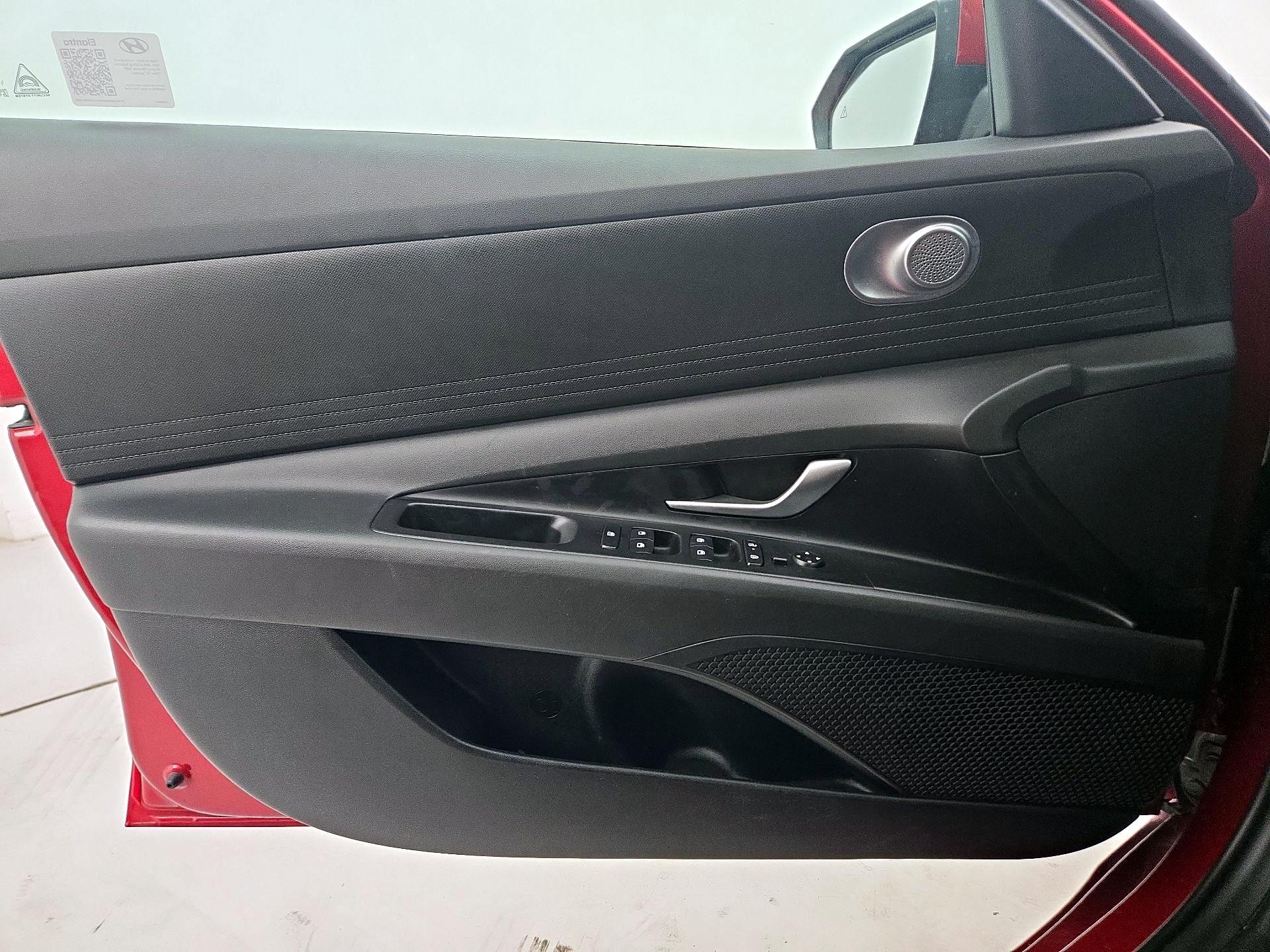 Thumbnail: 2024 Hyundai Elantra - 12