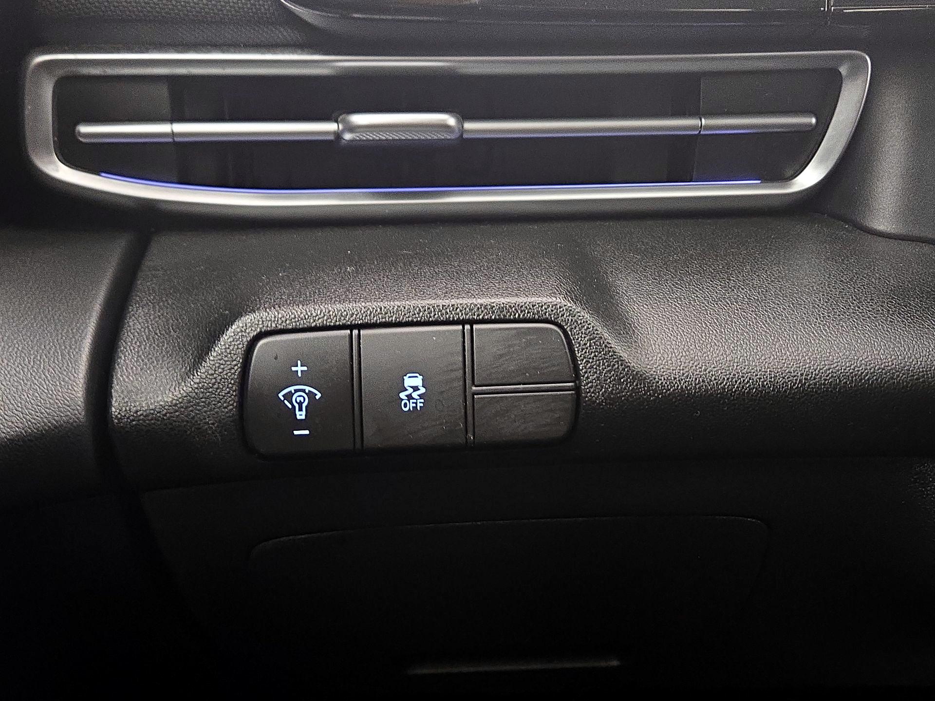 Thumbnail: 2024 Hyundai Elantra - 13