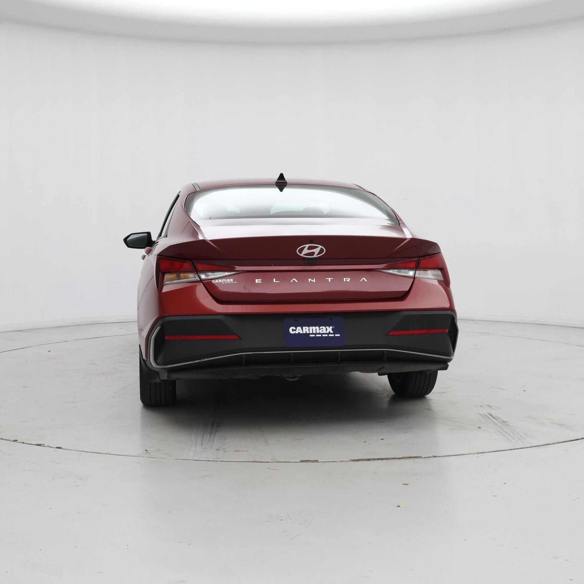 Thumbnail: 2024 Hyundai Elantra - 6