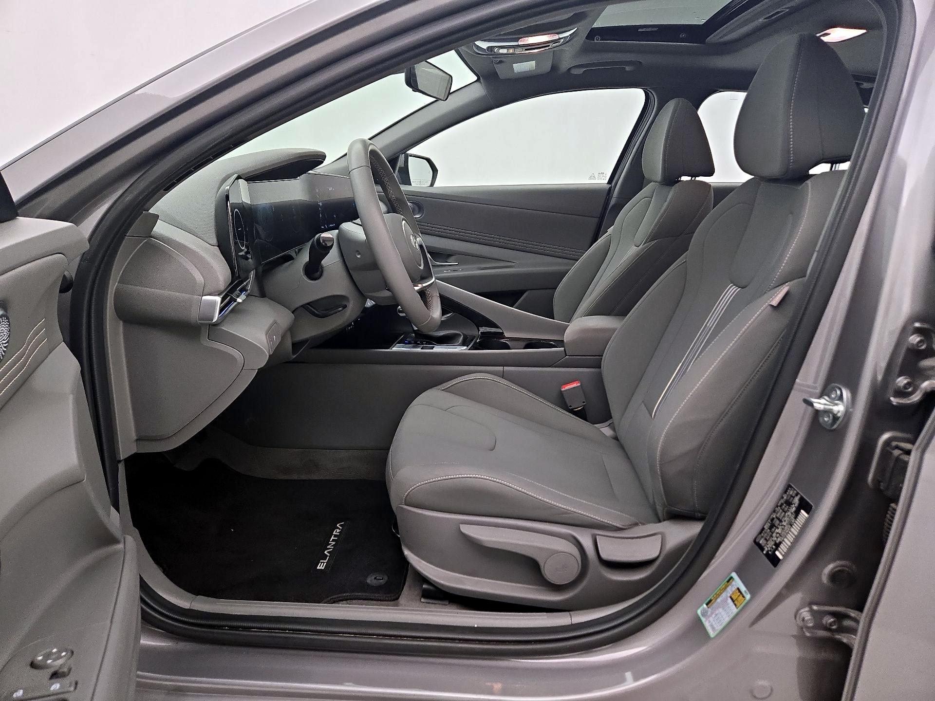 Thumbnail: 2024 Hyundai Elantra - 11