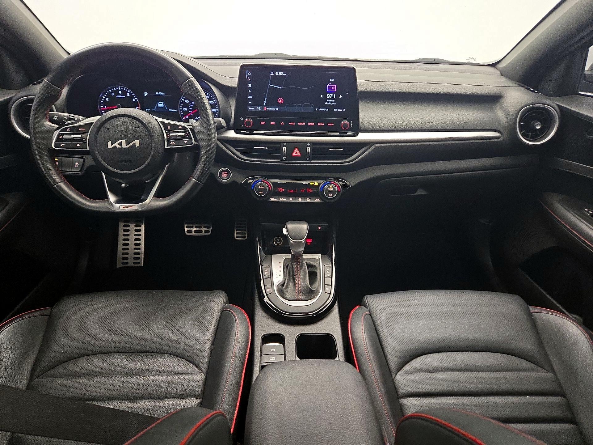 Thumbnail: 2022 Kia Forte - 9