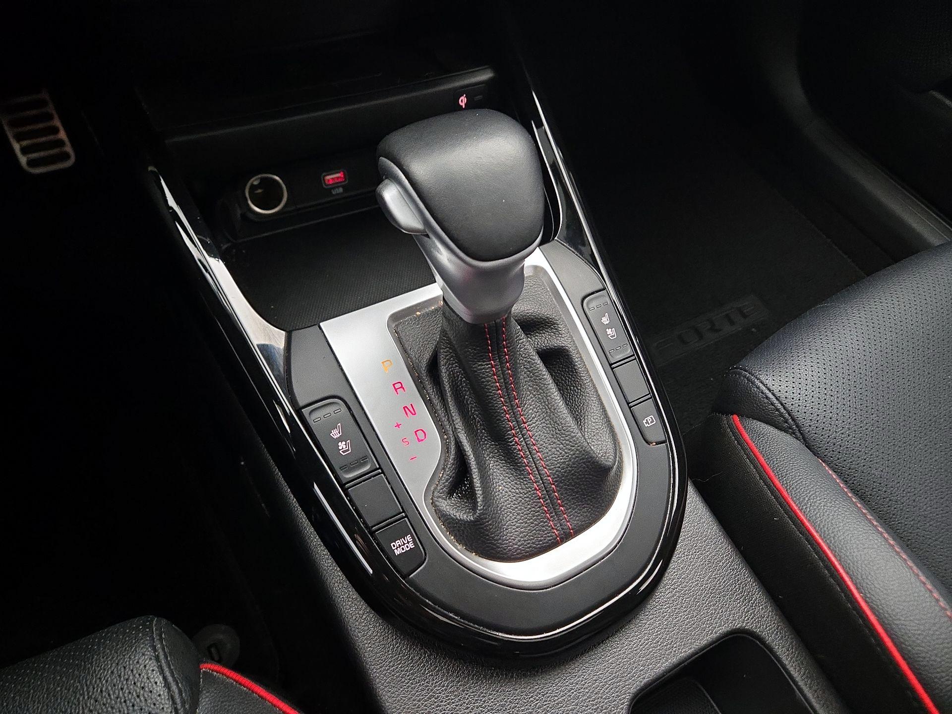 Thumbnail: 2022 Kia Forte - 18