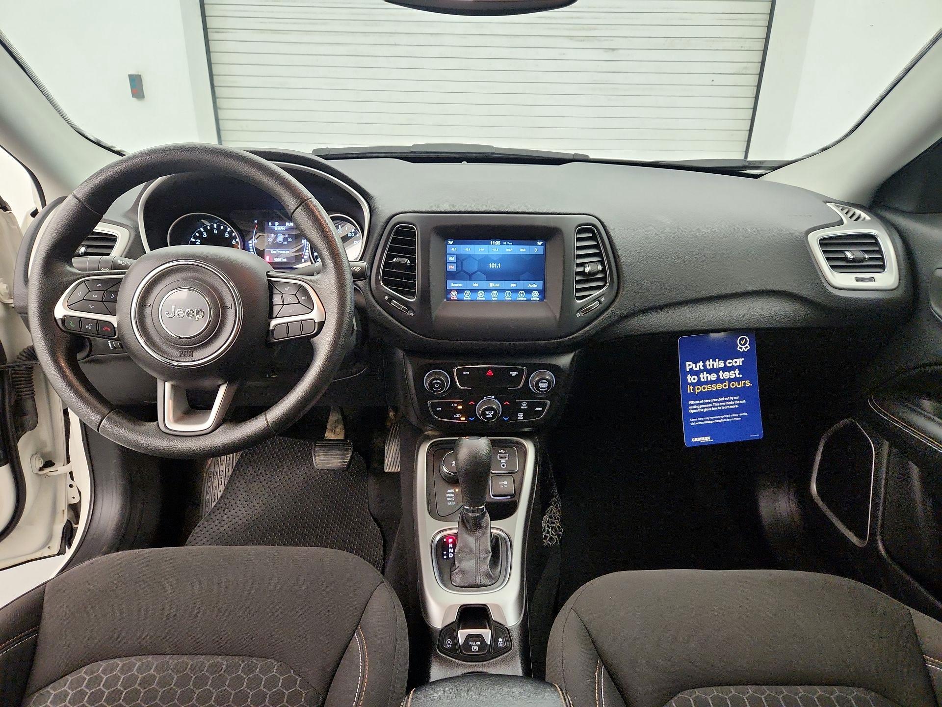 Thumbnail: 2021 Jeep Compass - 9