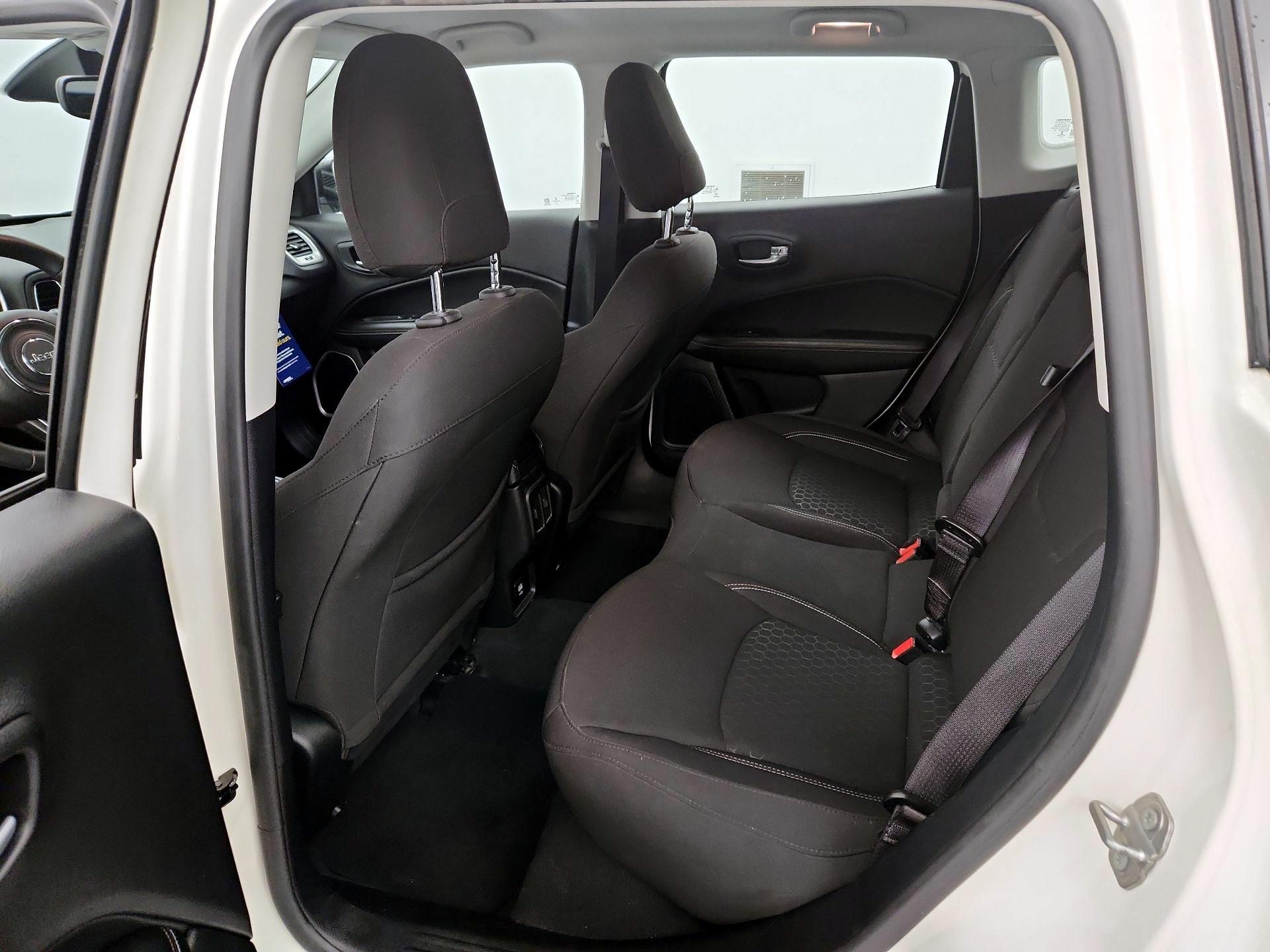 Thumbnail: 2021 Jeep Compass - 19