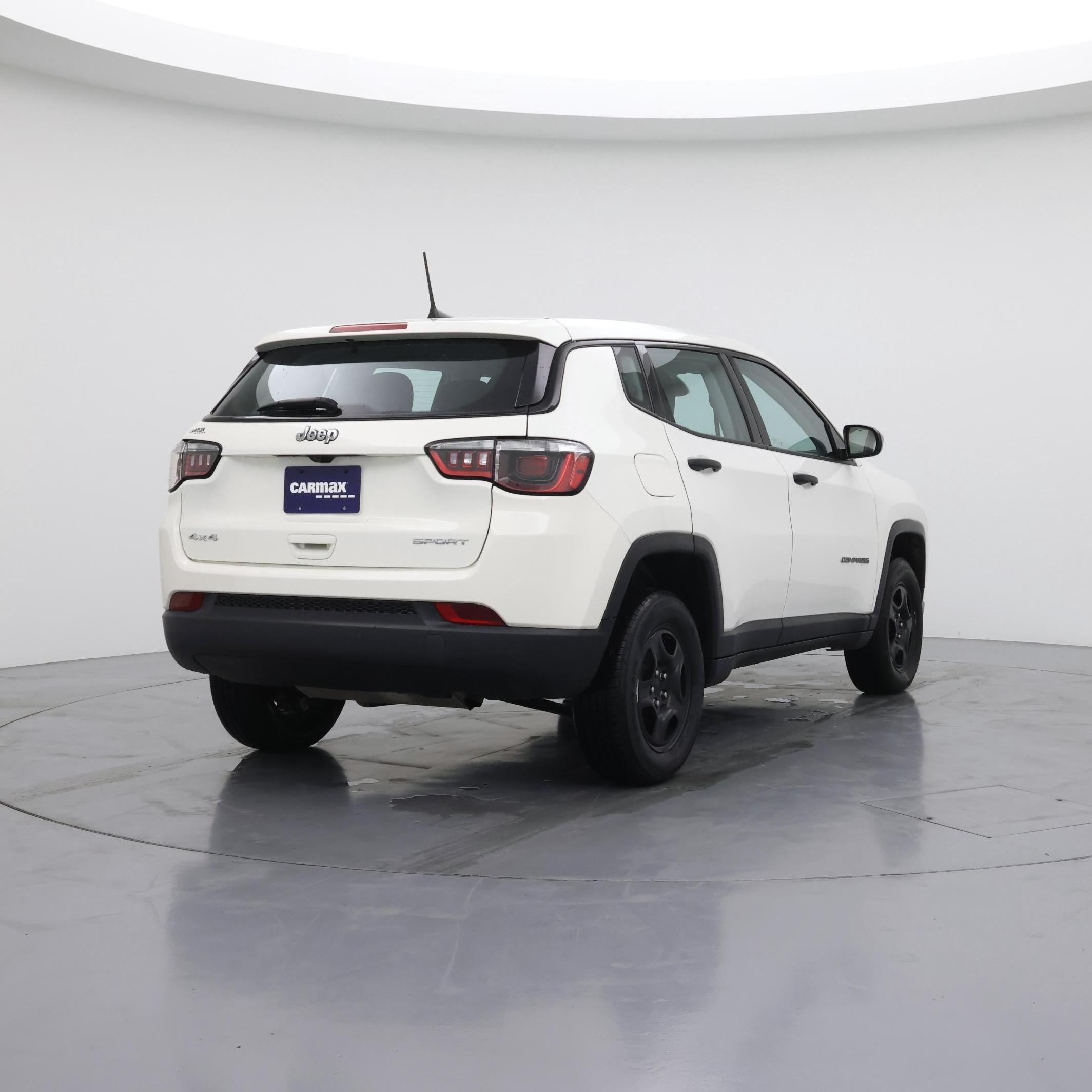 Thumbnail: 2021 Jeep Compass - 8