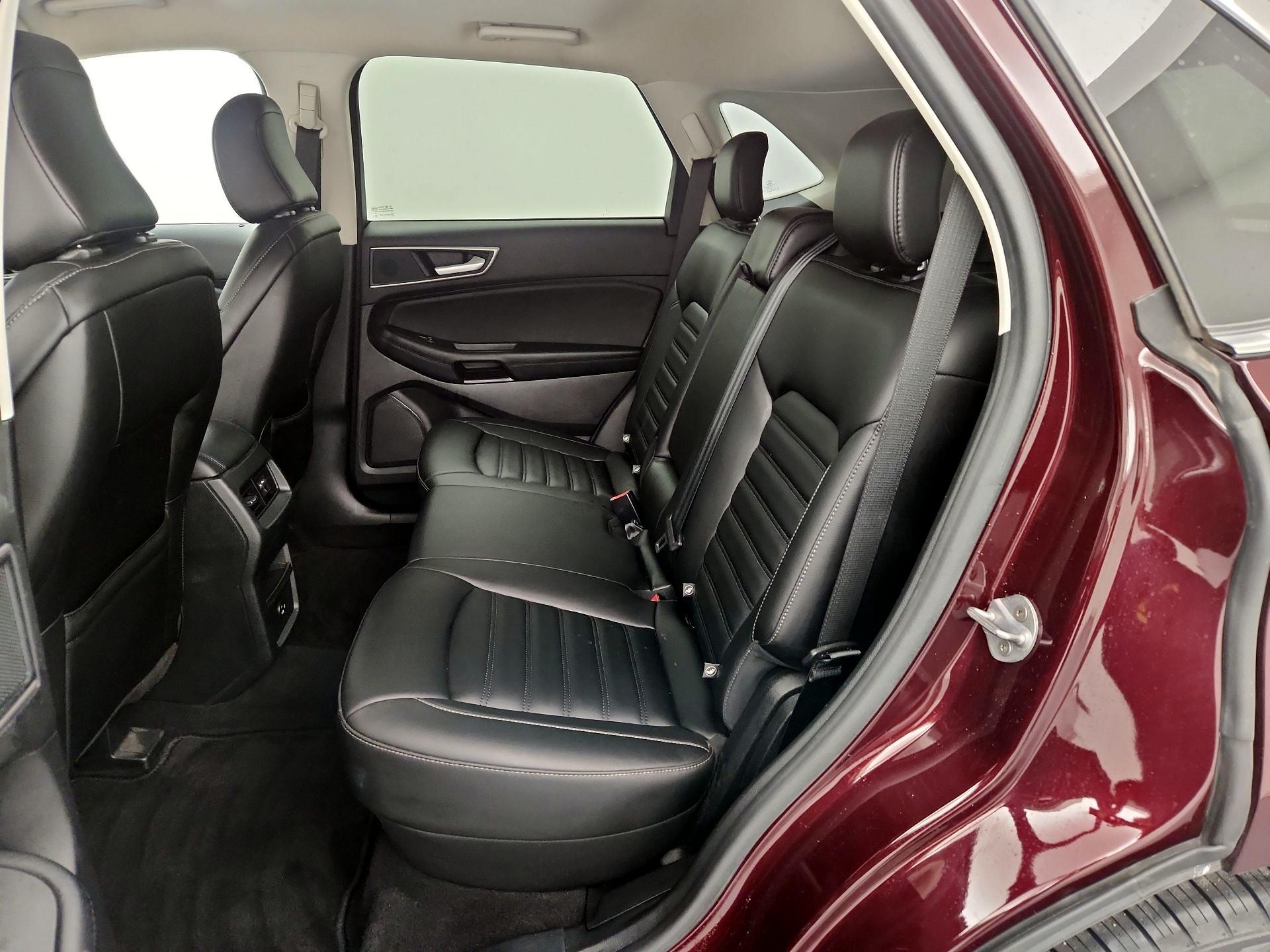 Thumbnail: 2021 Ford Edge - 19