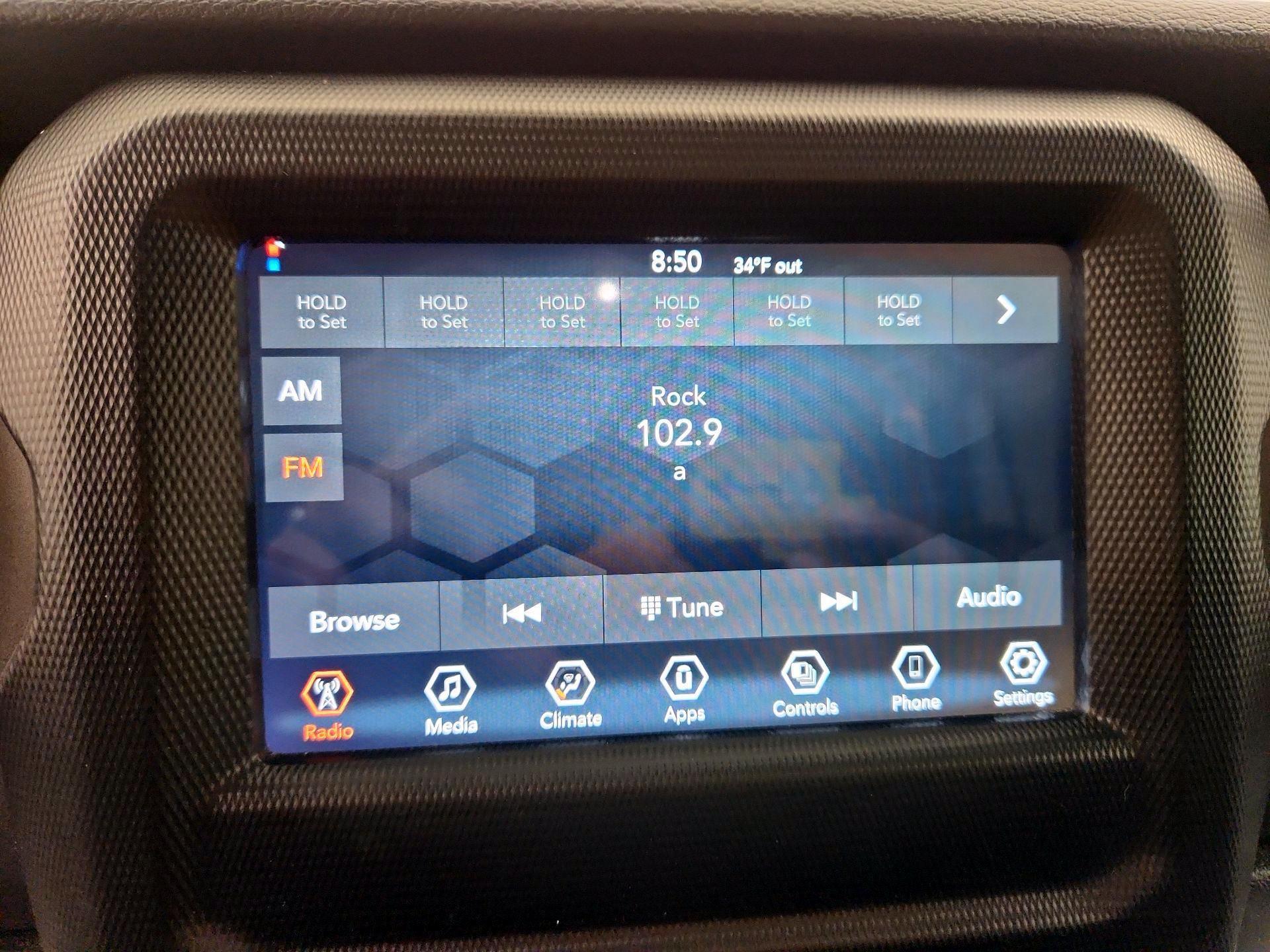 Thumbnail: 2023 Jeep Gladiator - 15