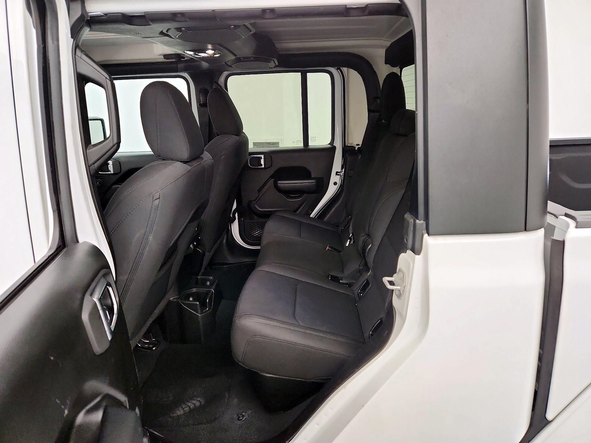 Thumbnail: 2023 Jeep Gladiator - 19