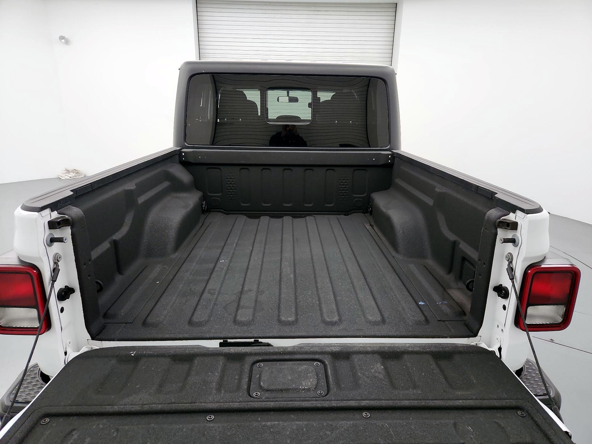 Thumbnail: 2023 Jeep Gladiator - 20