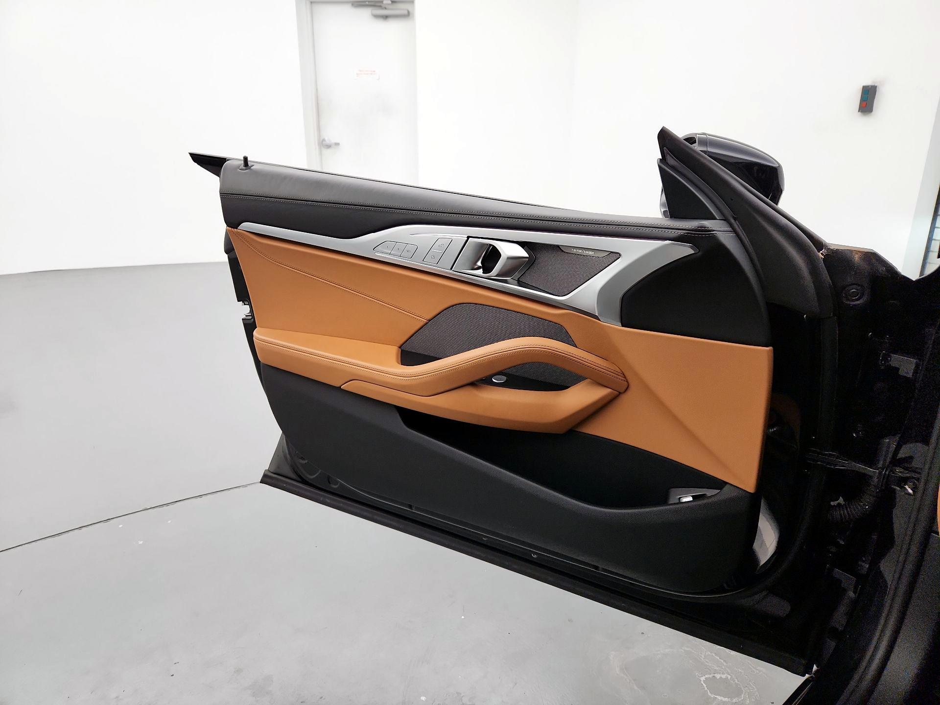 Thumbnail: 2020 BMW 8 Series - 12