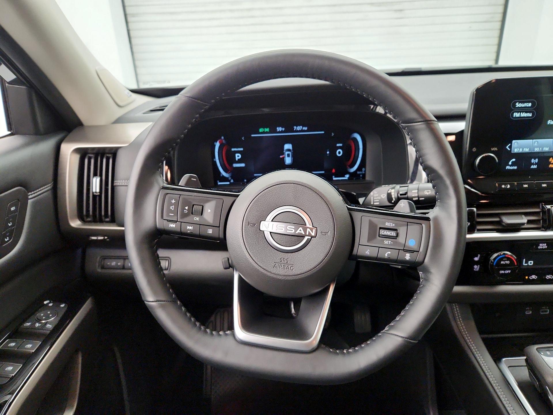 Thumbnail: 2024 Nissan Pathfinder - 10