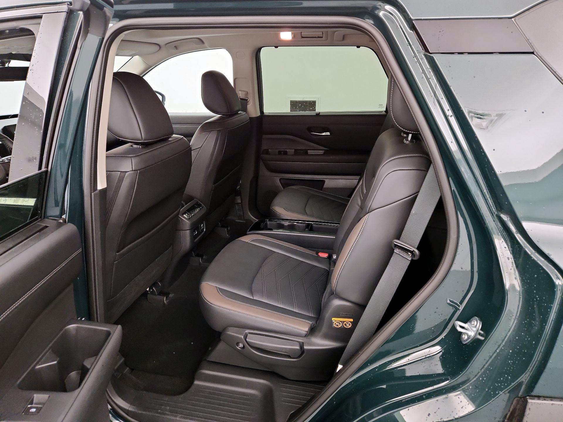 Thumbnail: 2024 Nissan Pathfinder - 19