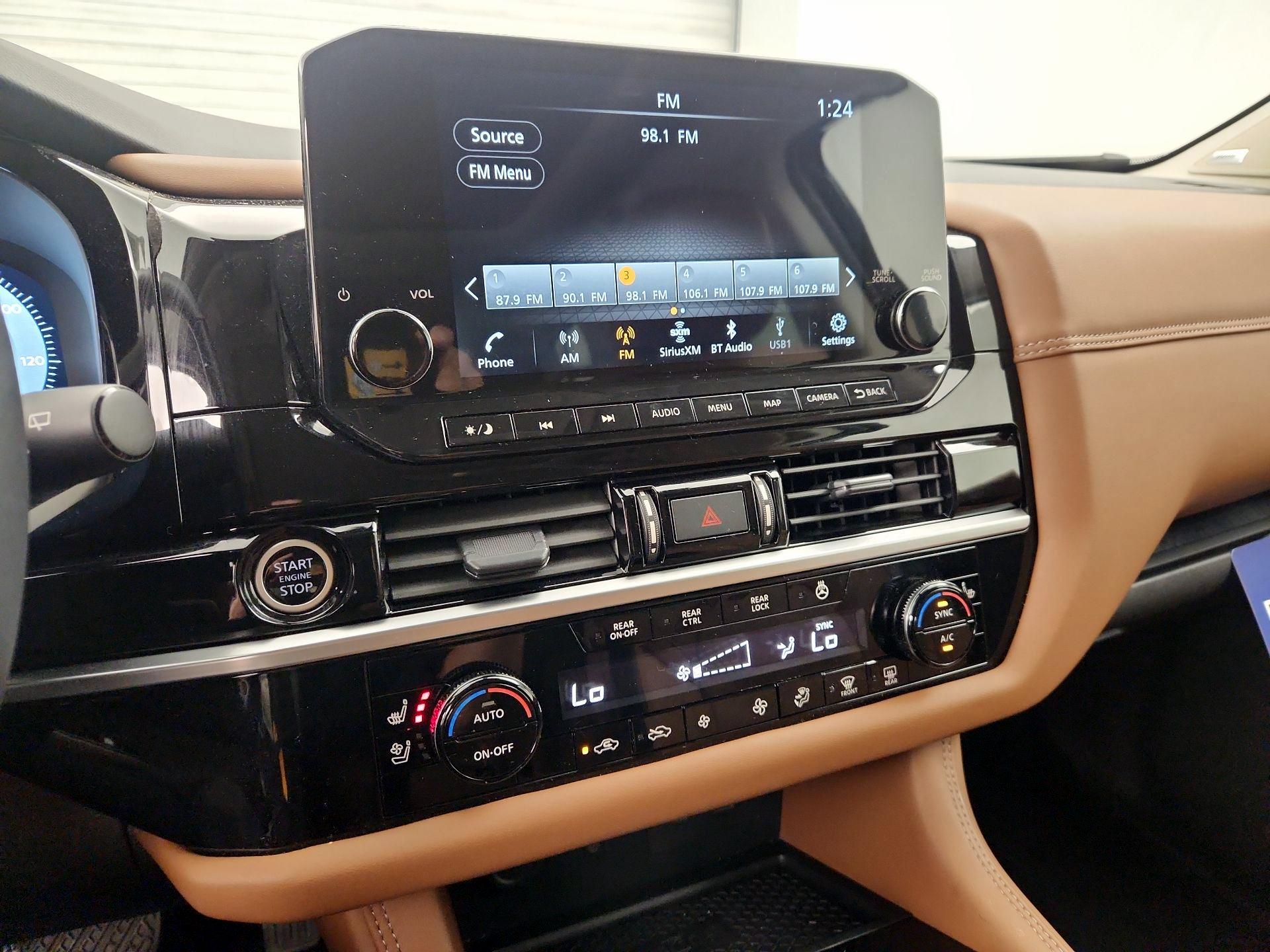 Thumbnail: 2024 Nissan Pathfinder - 16