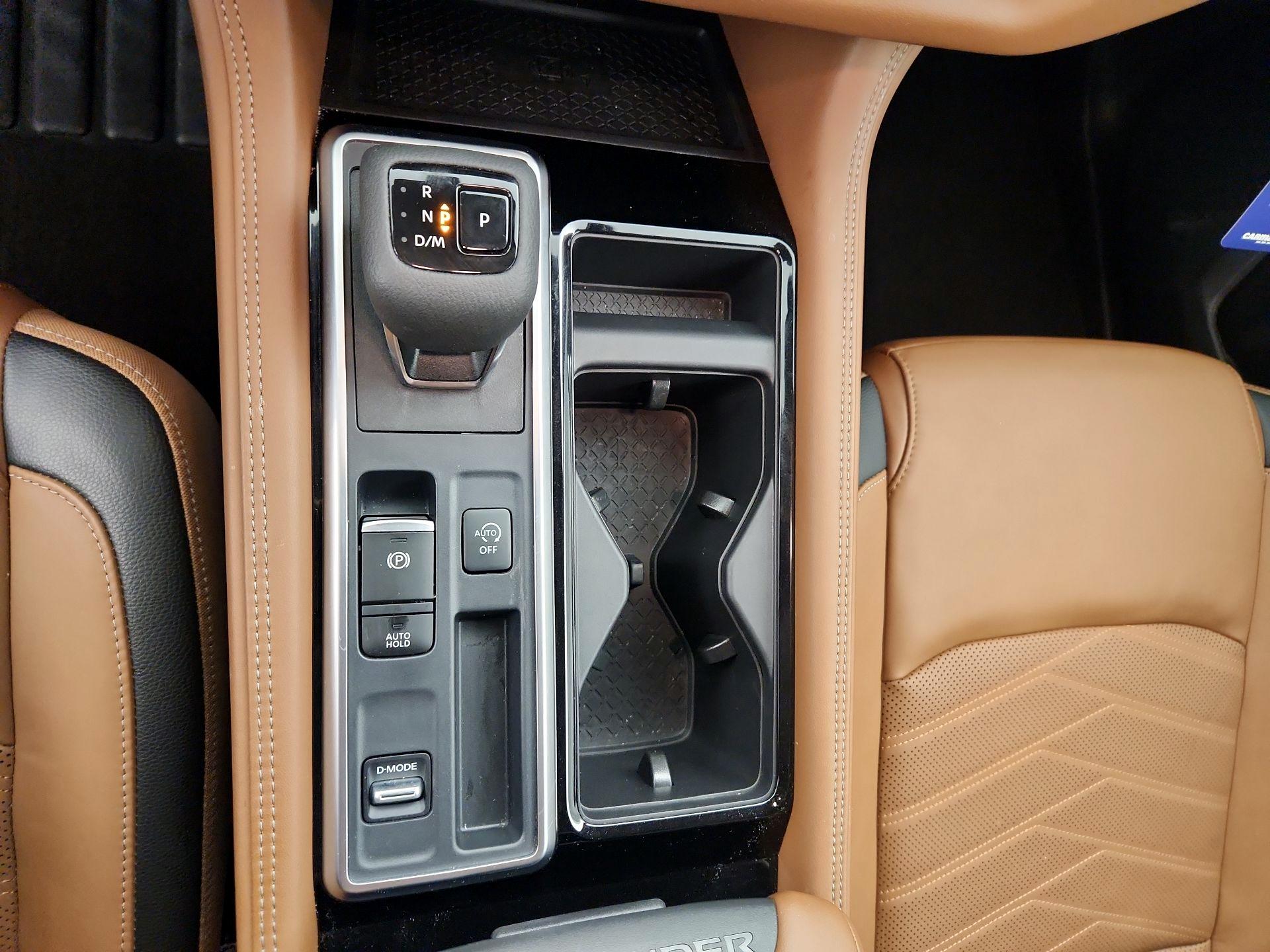 Thumbnail: 2024 Nissan Pathfinder - 18